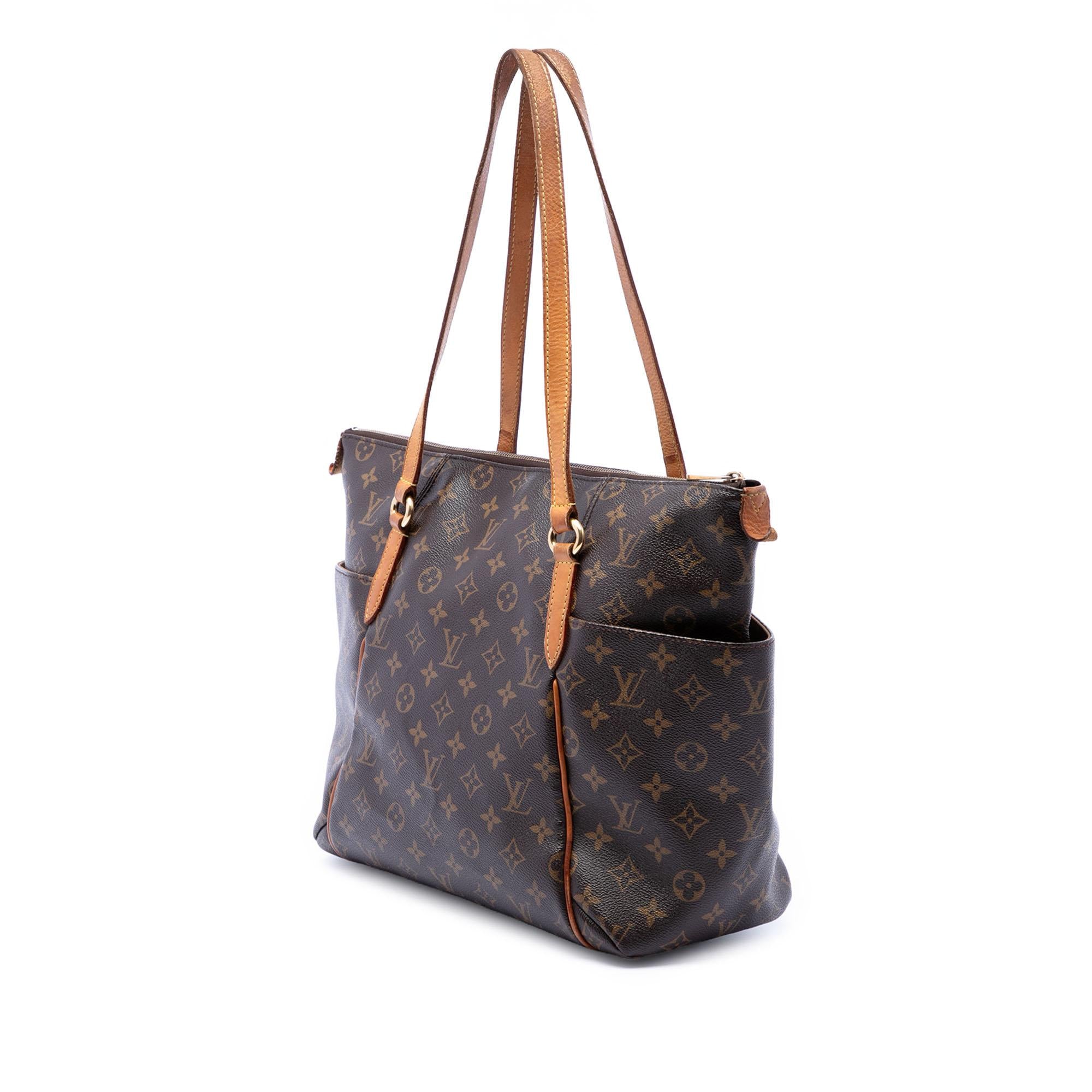 Louis Vuitton Monogram Totally MM