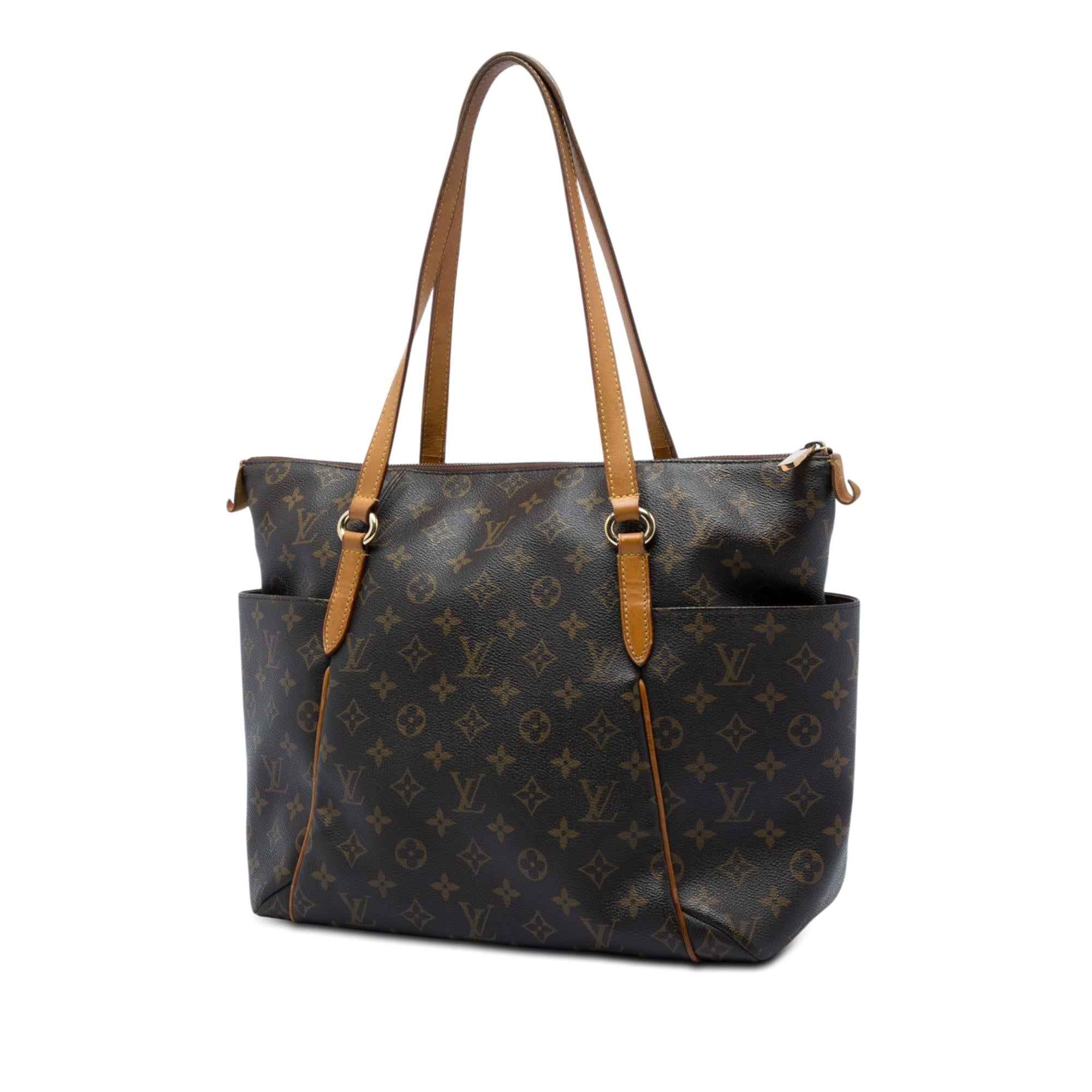 Louis Vuitton Monogram Totally MM