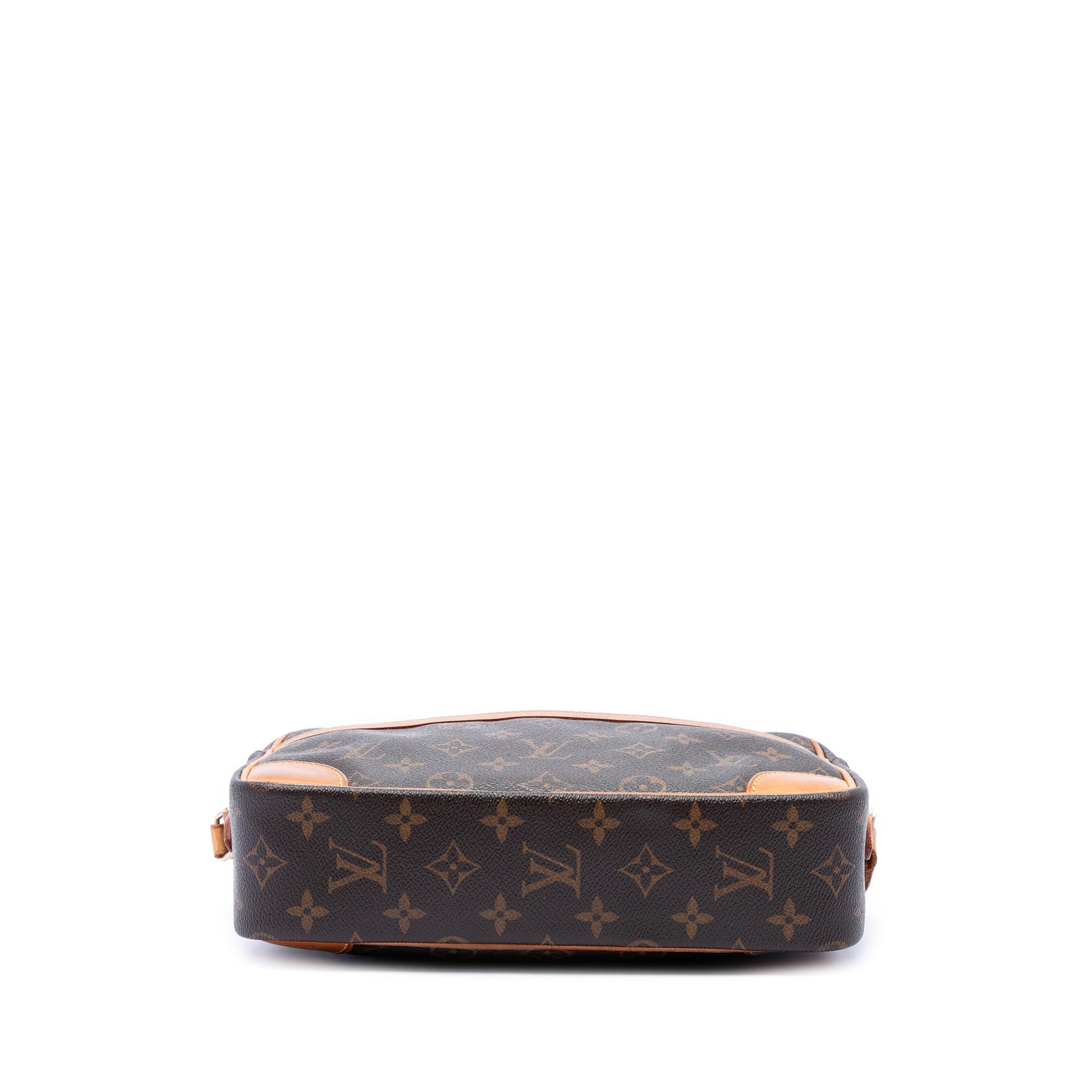 Louis Vuitton Monogram Trocadero 27