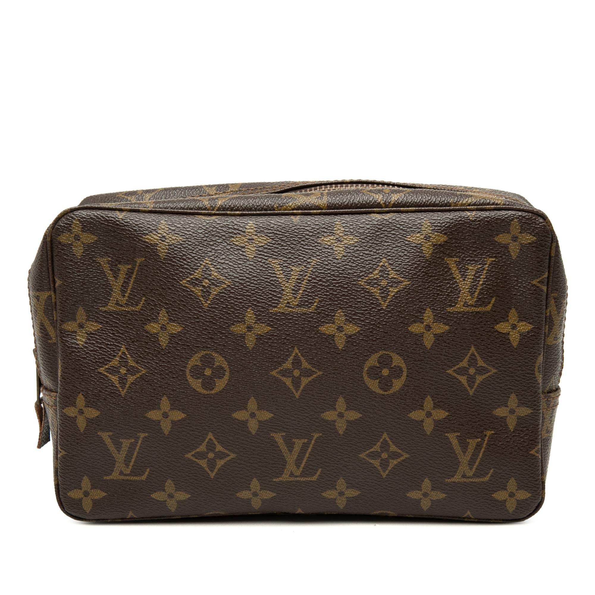 Louis Vuitton Monogram Trousse Toilette 23
