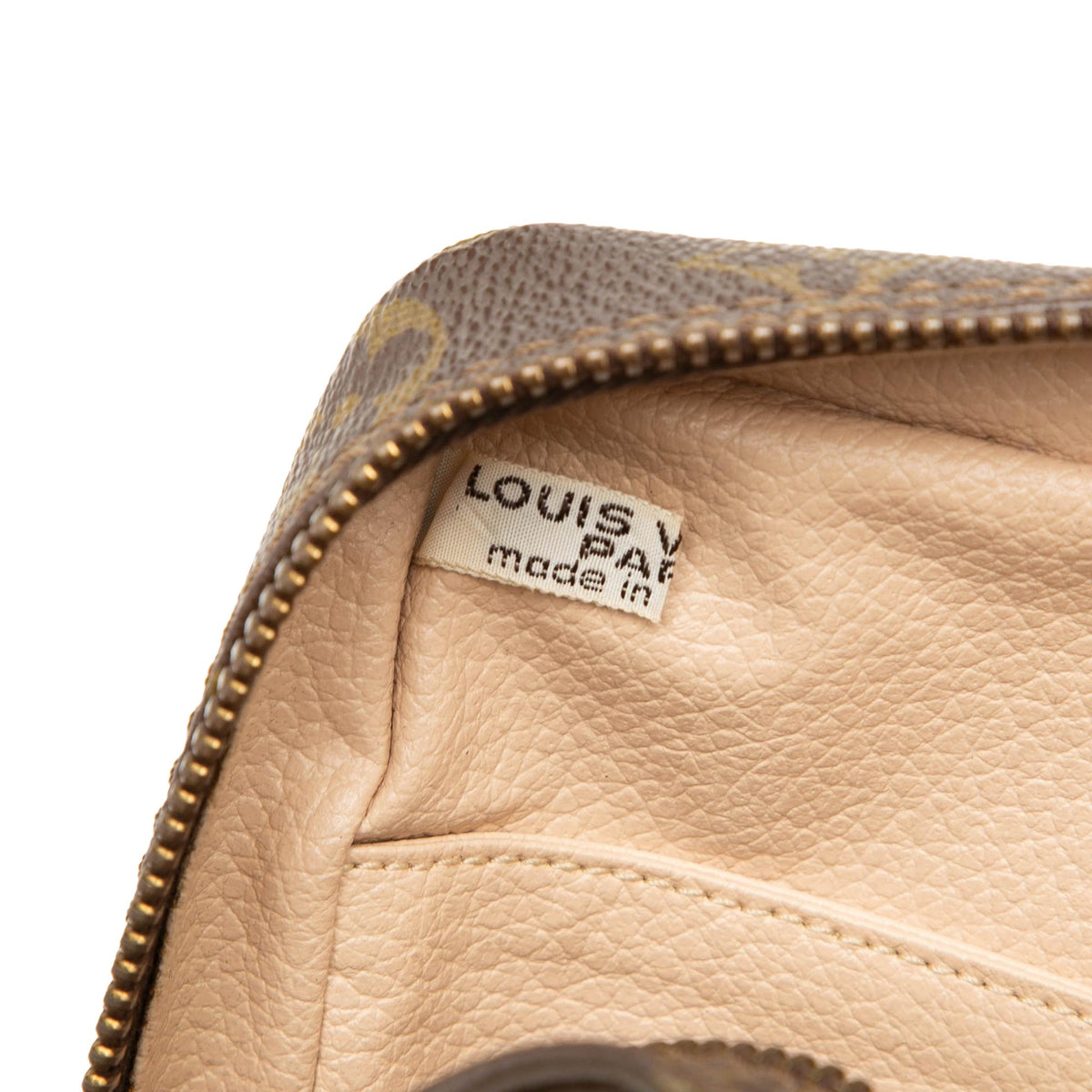 Louis Vuitton Monogram Trousse Toilette 23