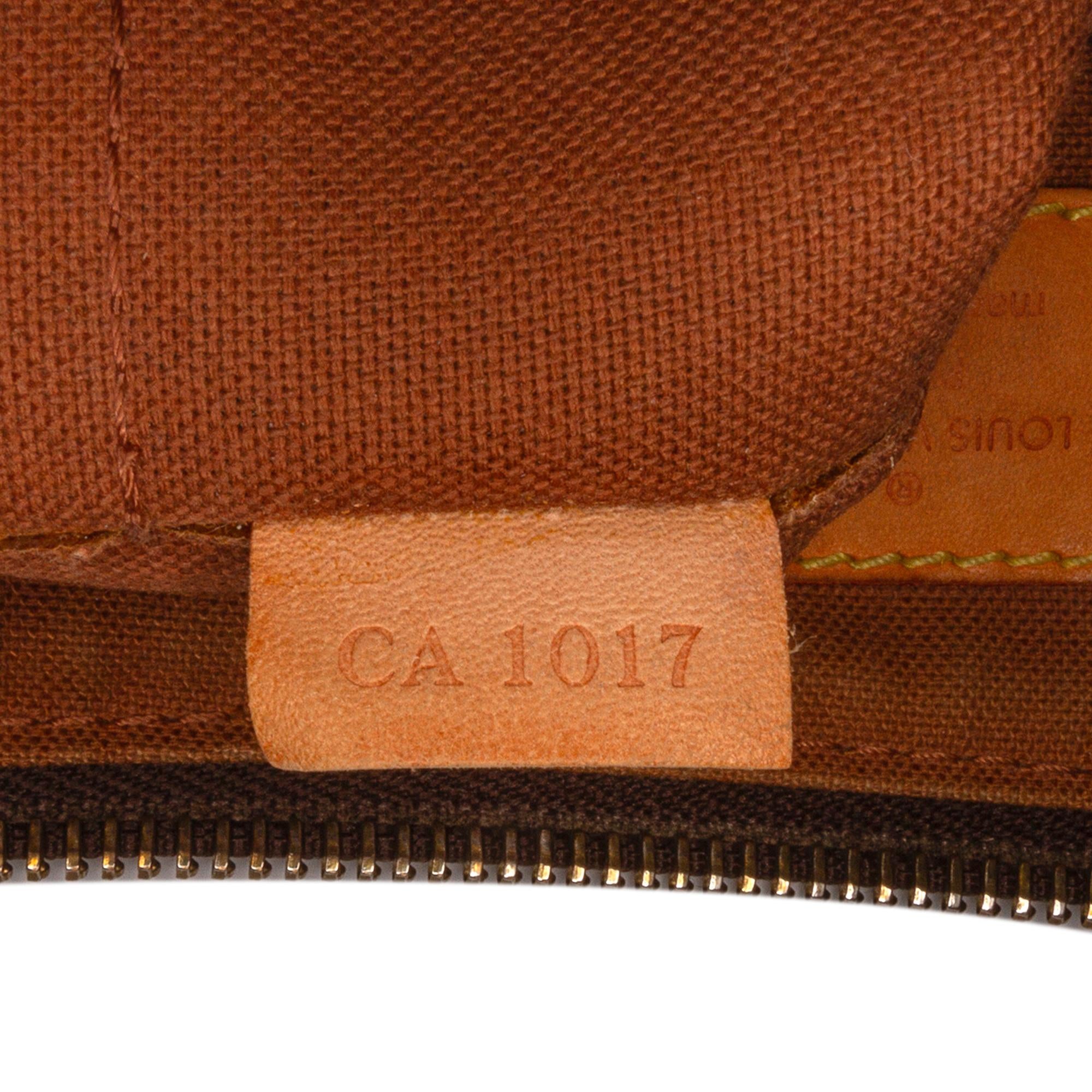 Louis Vuitton Monogram Tulum GM (SHG-OiL40M)