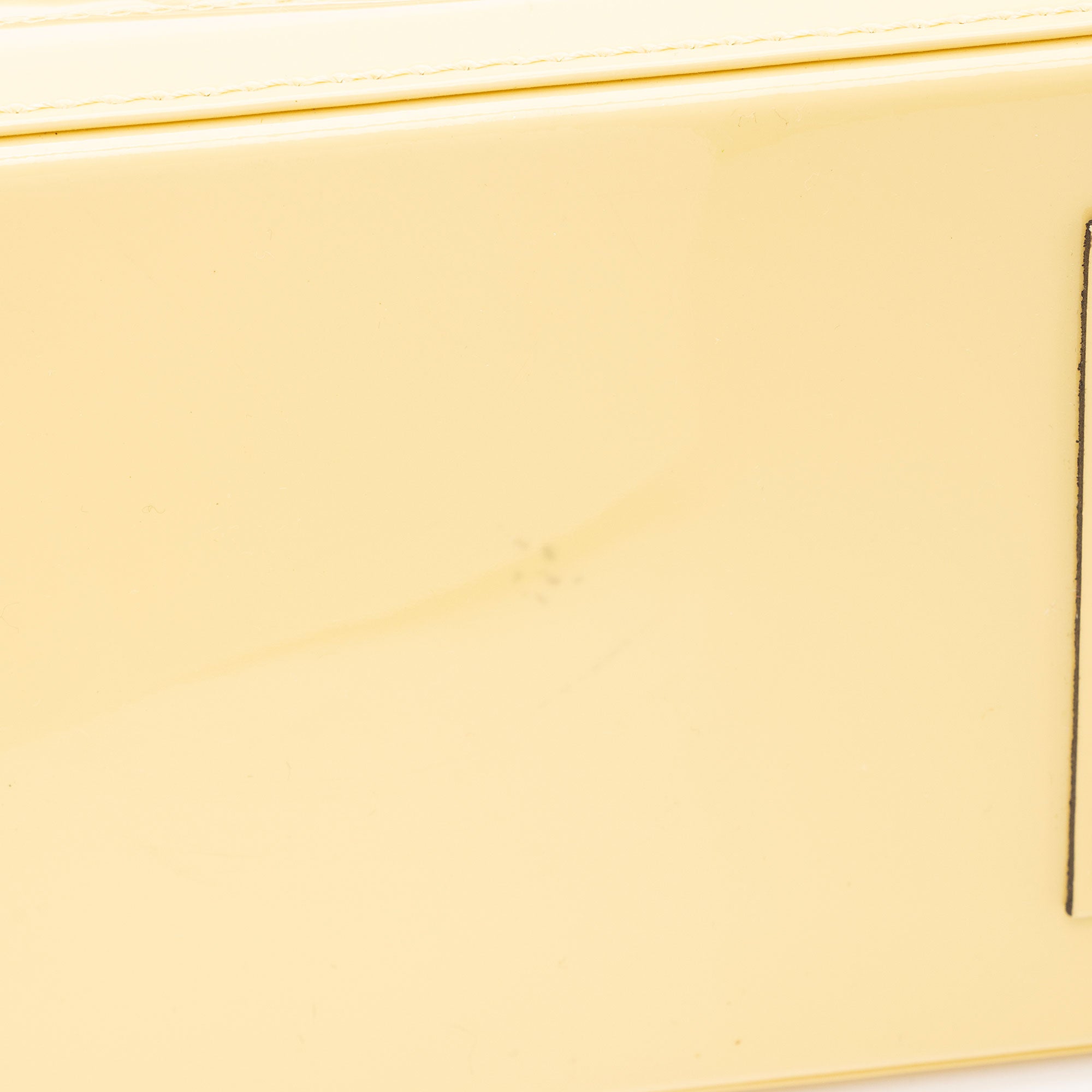 Louis Vuitton Monogram Vernis Alma BB Satchel (SHF-KPekdc)