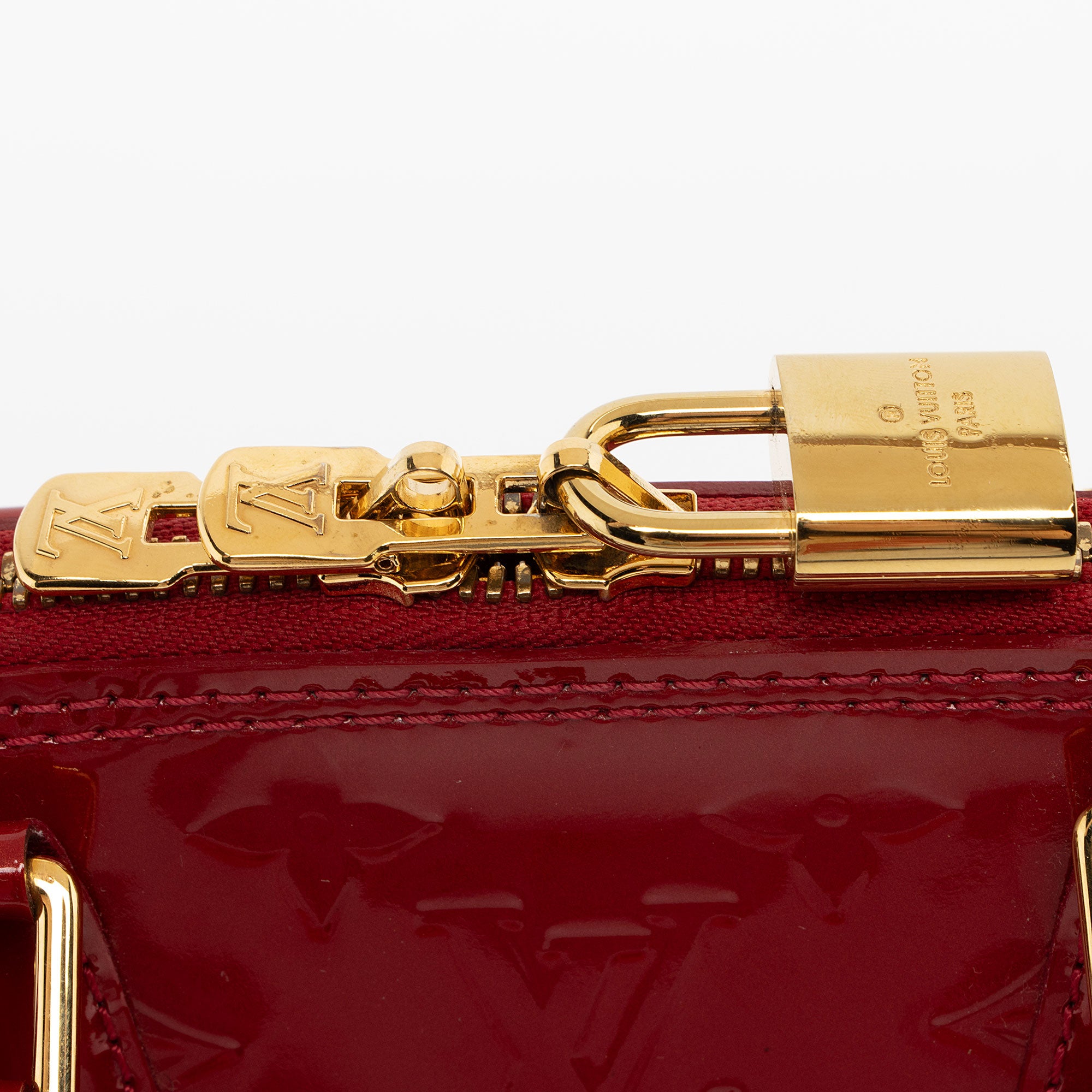 Louis Vuitton Monogram Vernis Alma BB Satchel (SHF-vVmwfj)