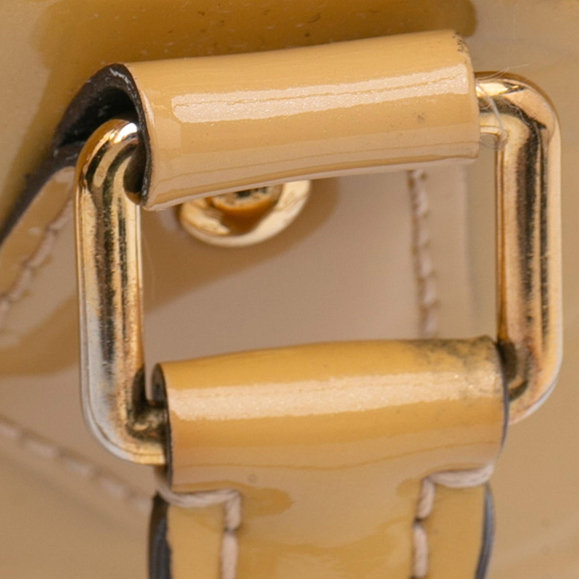 Louis Vuitton Monogram Vernis Alma BB (SHG-ToqnTG)