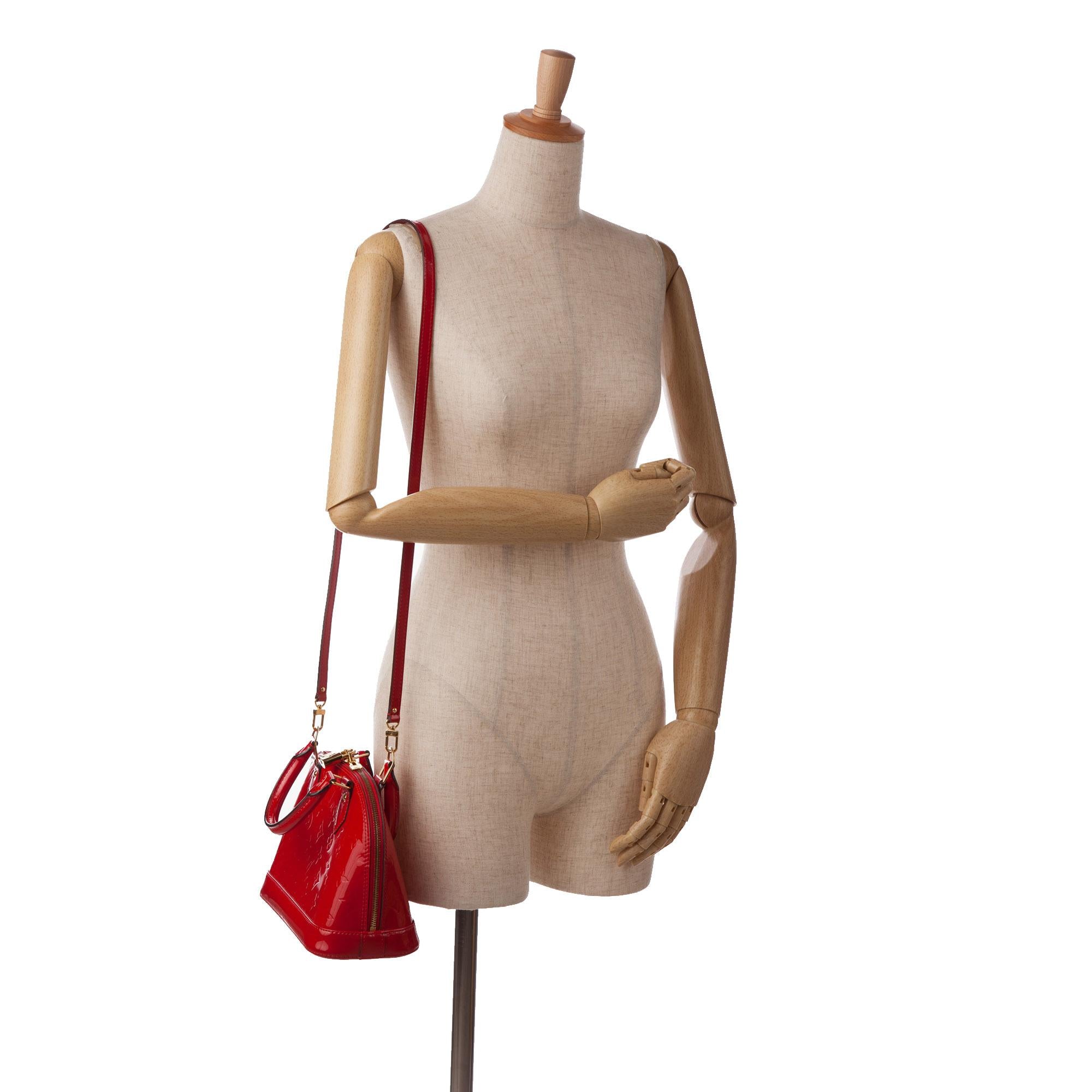 Louis Vuitton Monogram Vernis Alma BB (SHG-xf6DQV)