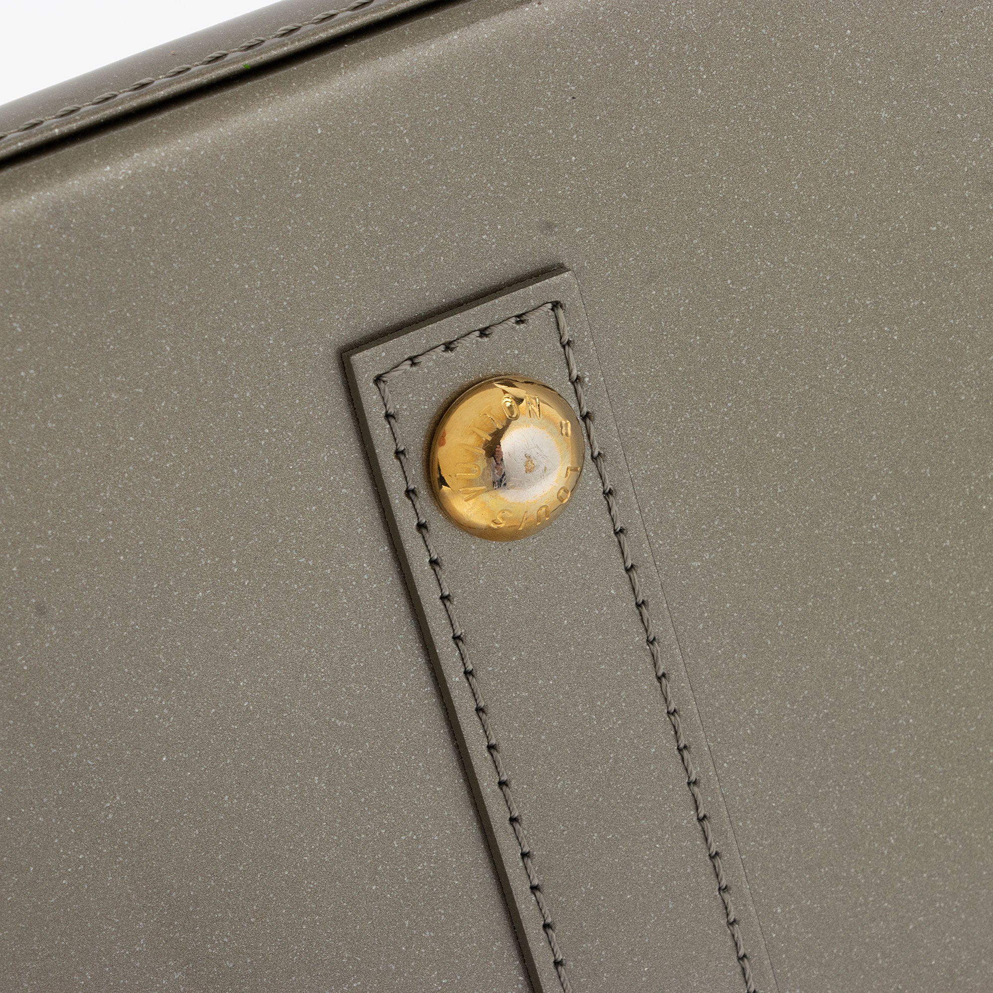 Louis Vuitton Monogram Vernis Alma GM Satchel (SHF-pjW87V)