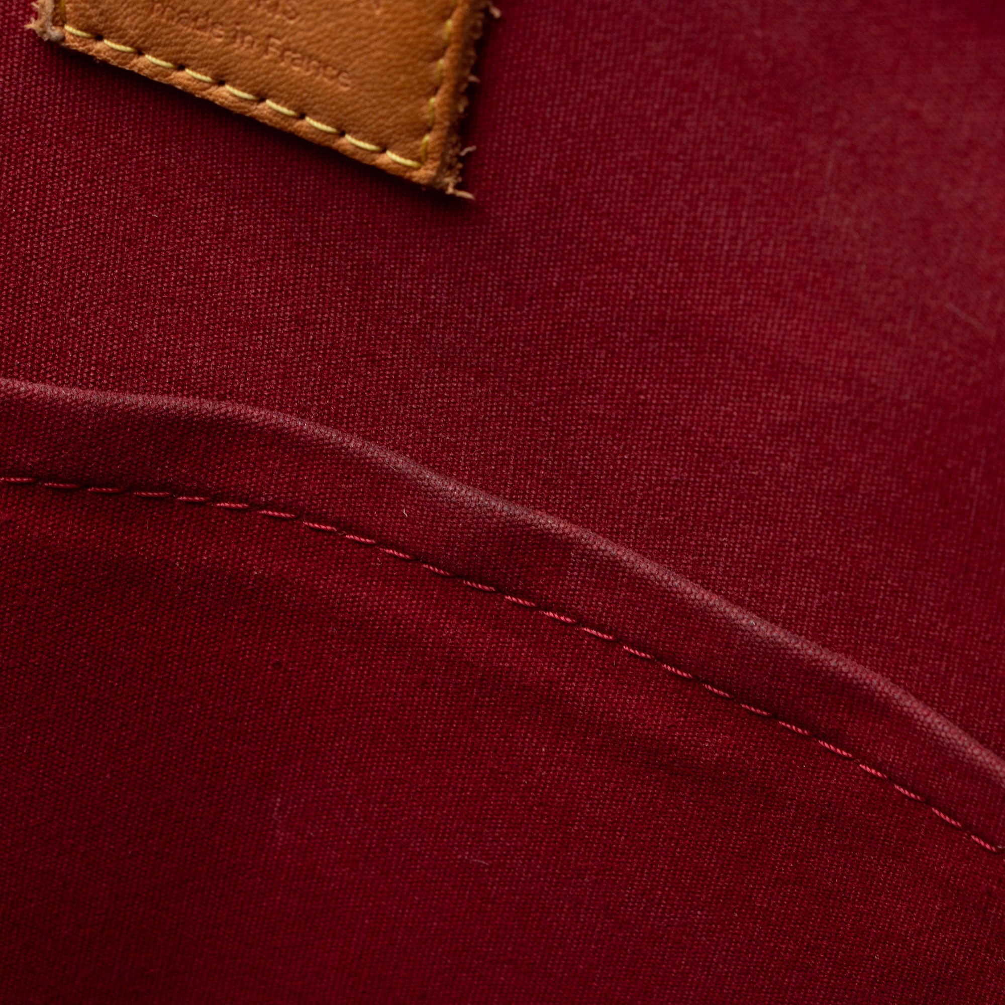 Louis Vuitton Monogram Vernis Alma GM Satchel (SHF-7bvjjk)