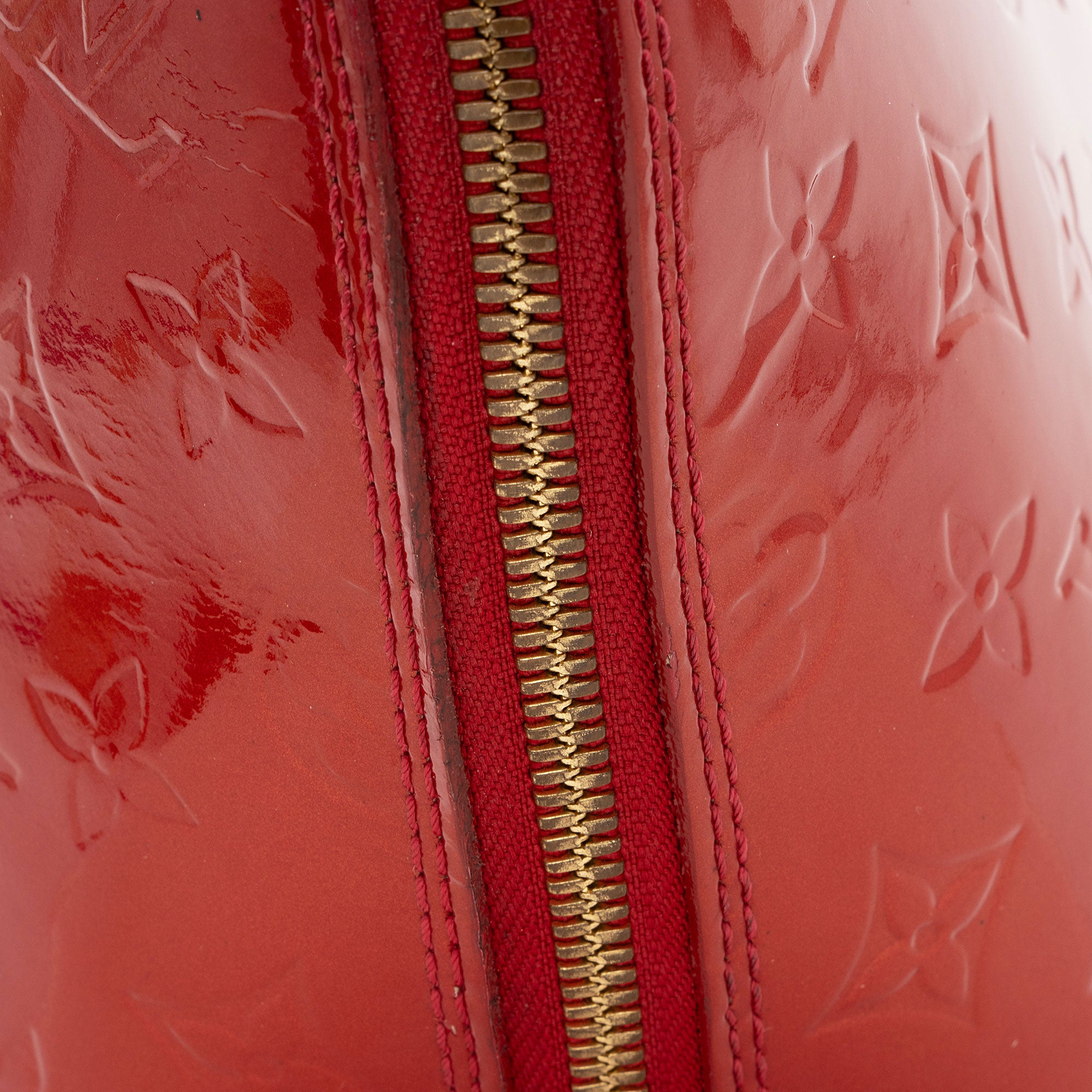 Louis Vuitton Monogram Vernis Alma GM Satchel (SHF-7bvjjk)