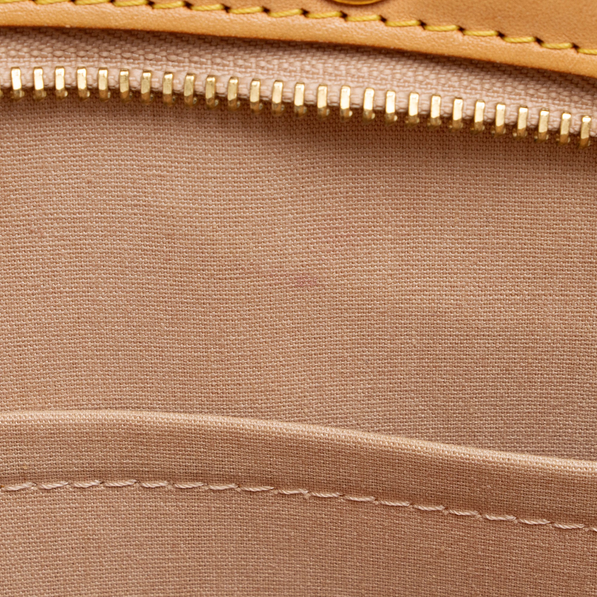 Louis Vuitton Monogram Vernis Brea GM Satchel (SHF-u6q60W)