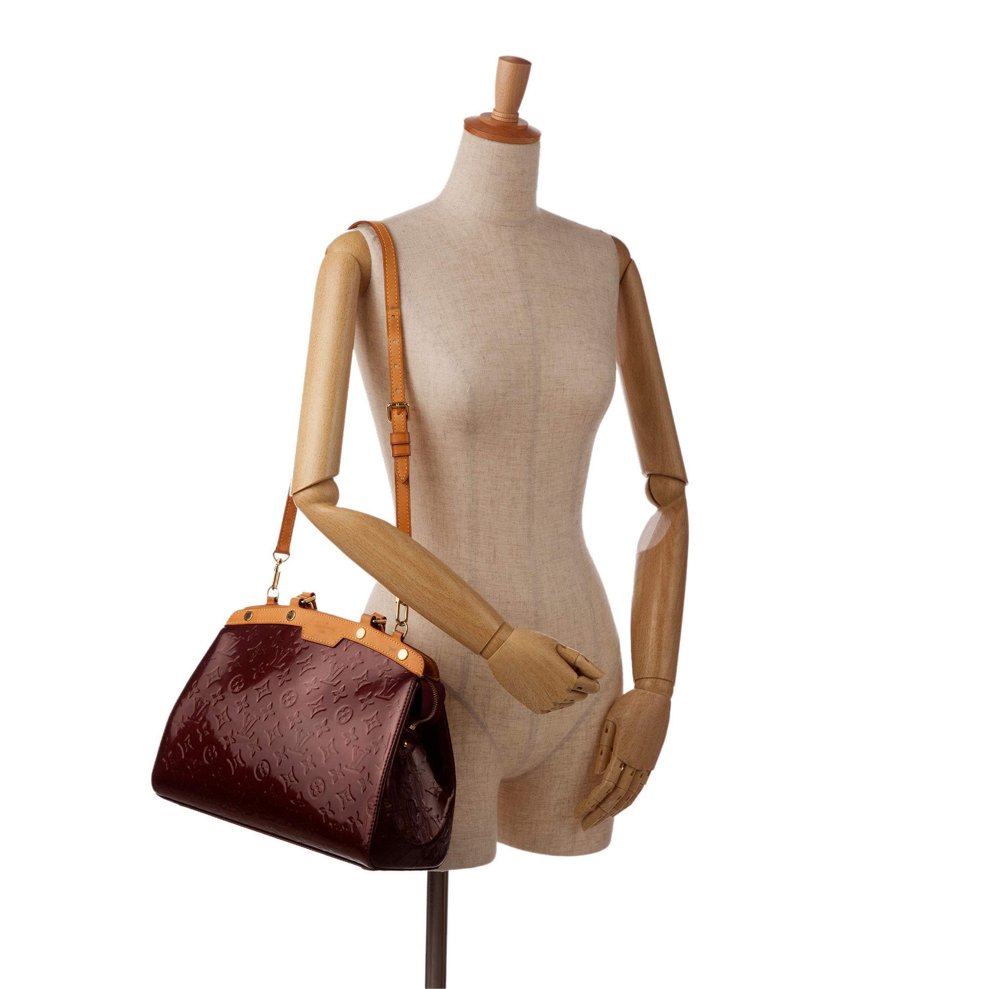 Louis Vuitton Monogram Vernis Brea MM (SHG-20FHgf)