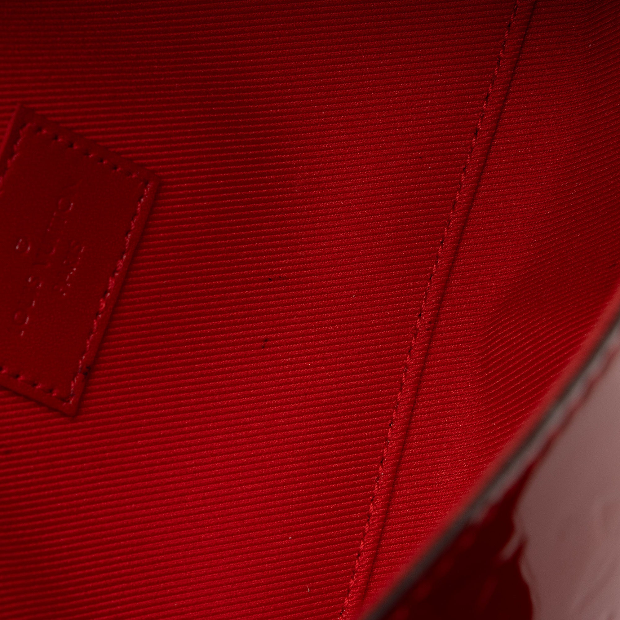 Louis Vuitton Monogram Vernis Felicie Pochette (SHF-LyHMwo)