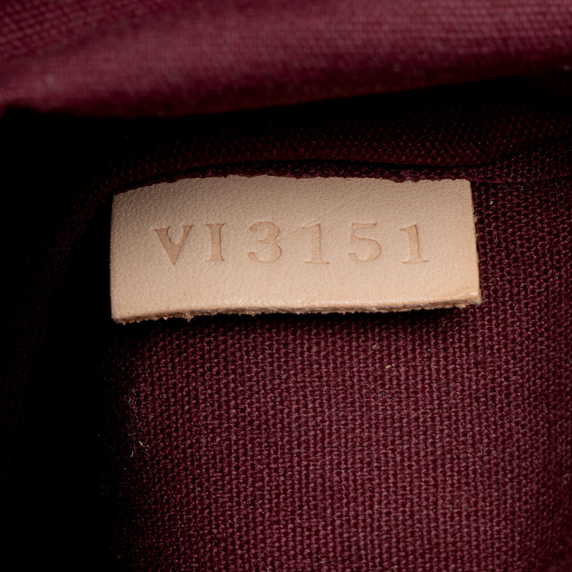 Louis Vuitton Monogram Vernis Melrose Avenue Satchel (SHF-Xk72dg)