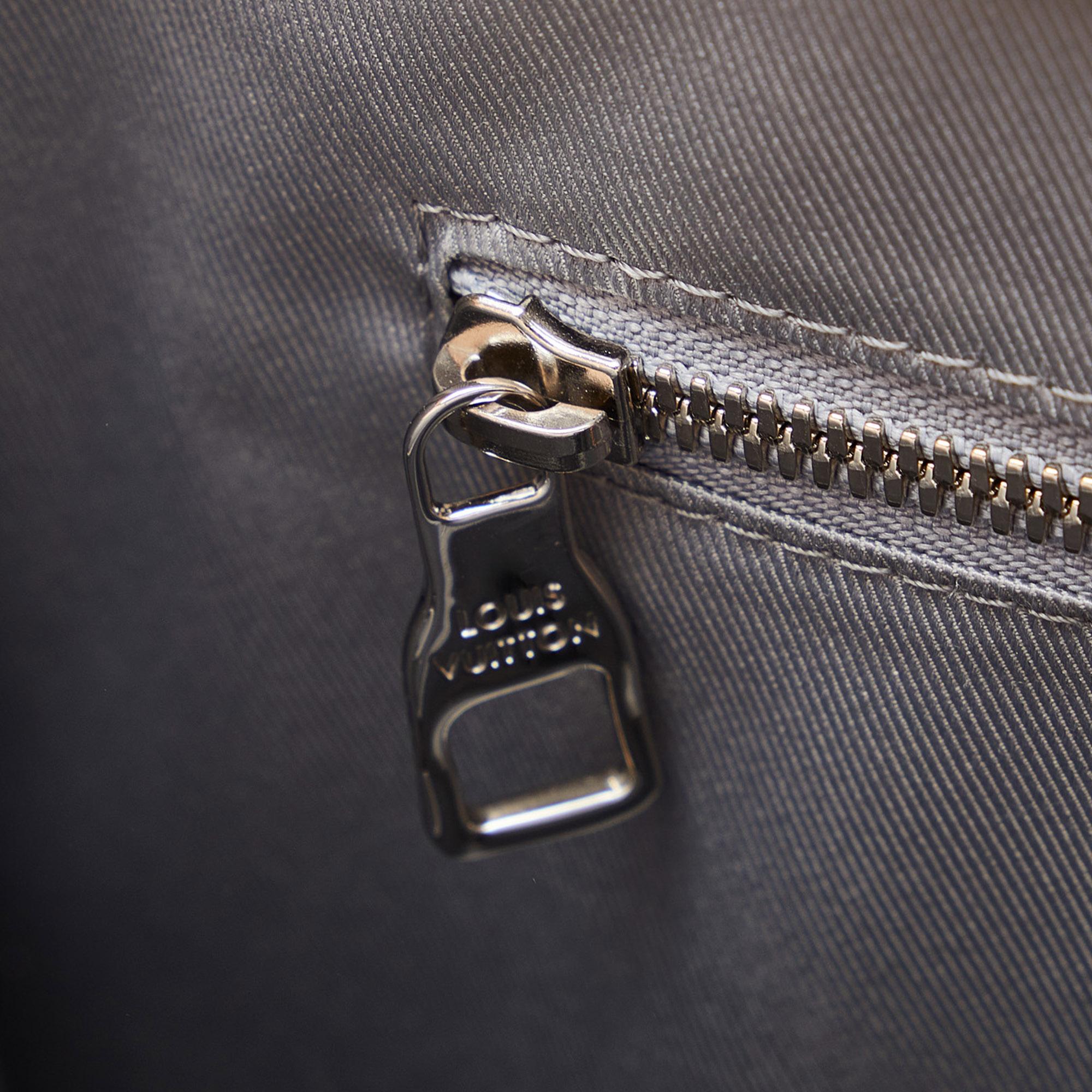 Louis Vuitton Monogram Vernis Mirror Sac Plat (SHG-q01Saf)