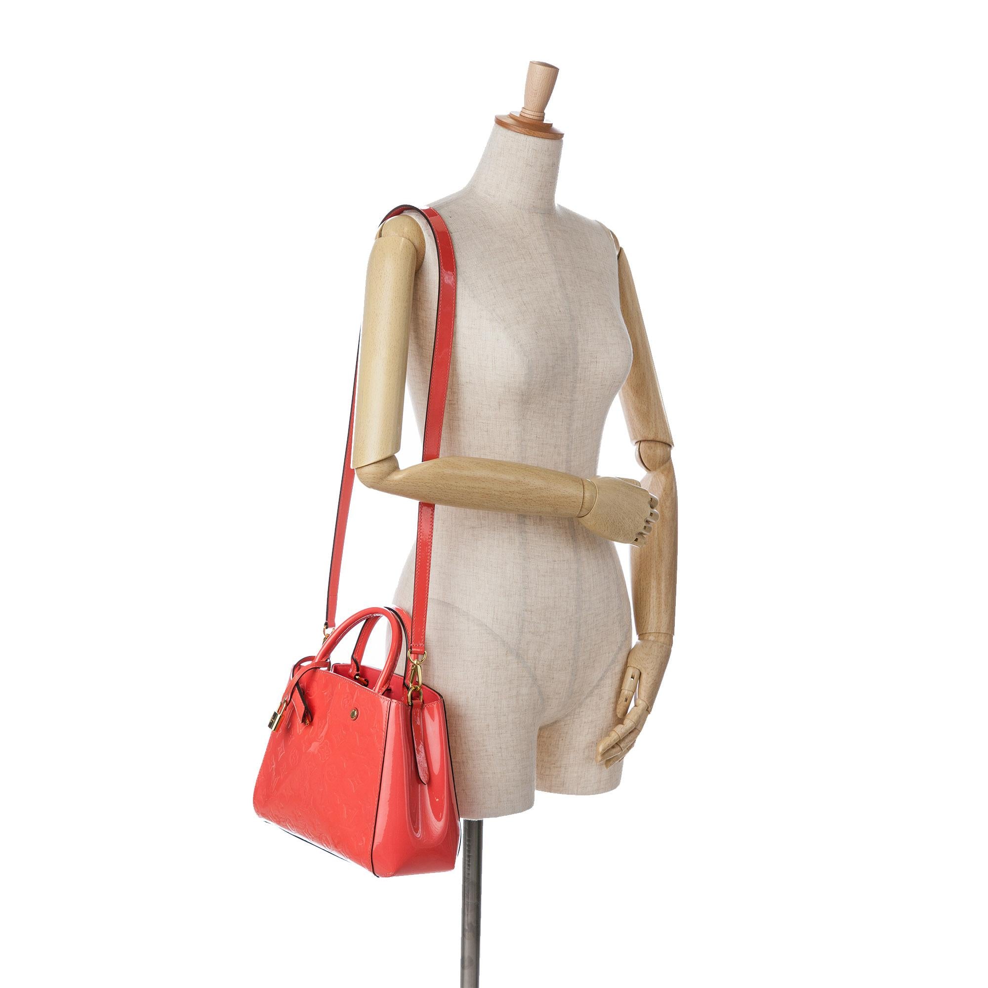 Louis Vuitton Monogram Vernis Montaigne BB (SHG-8u40wJ)