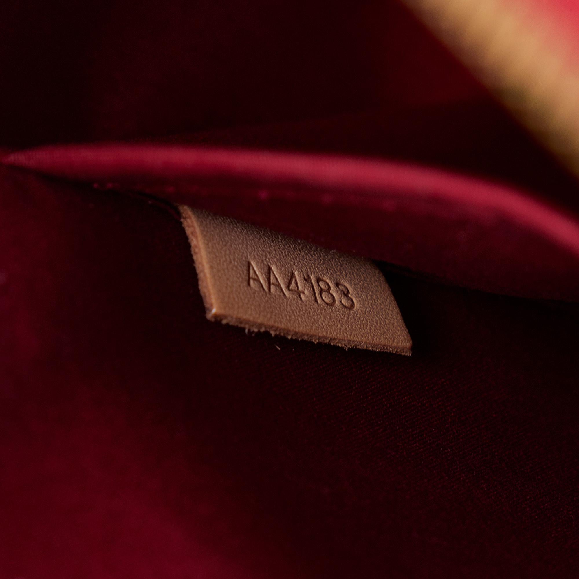 Louis Vuitton Monogram Vernis Montana (SHG-ciewsB)