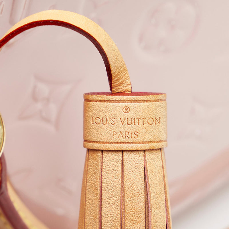 Louis Vuitton Monogram Vernis Neo Triangle (SHG-5RqZDG)
