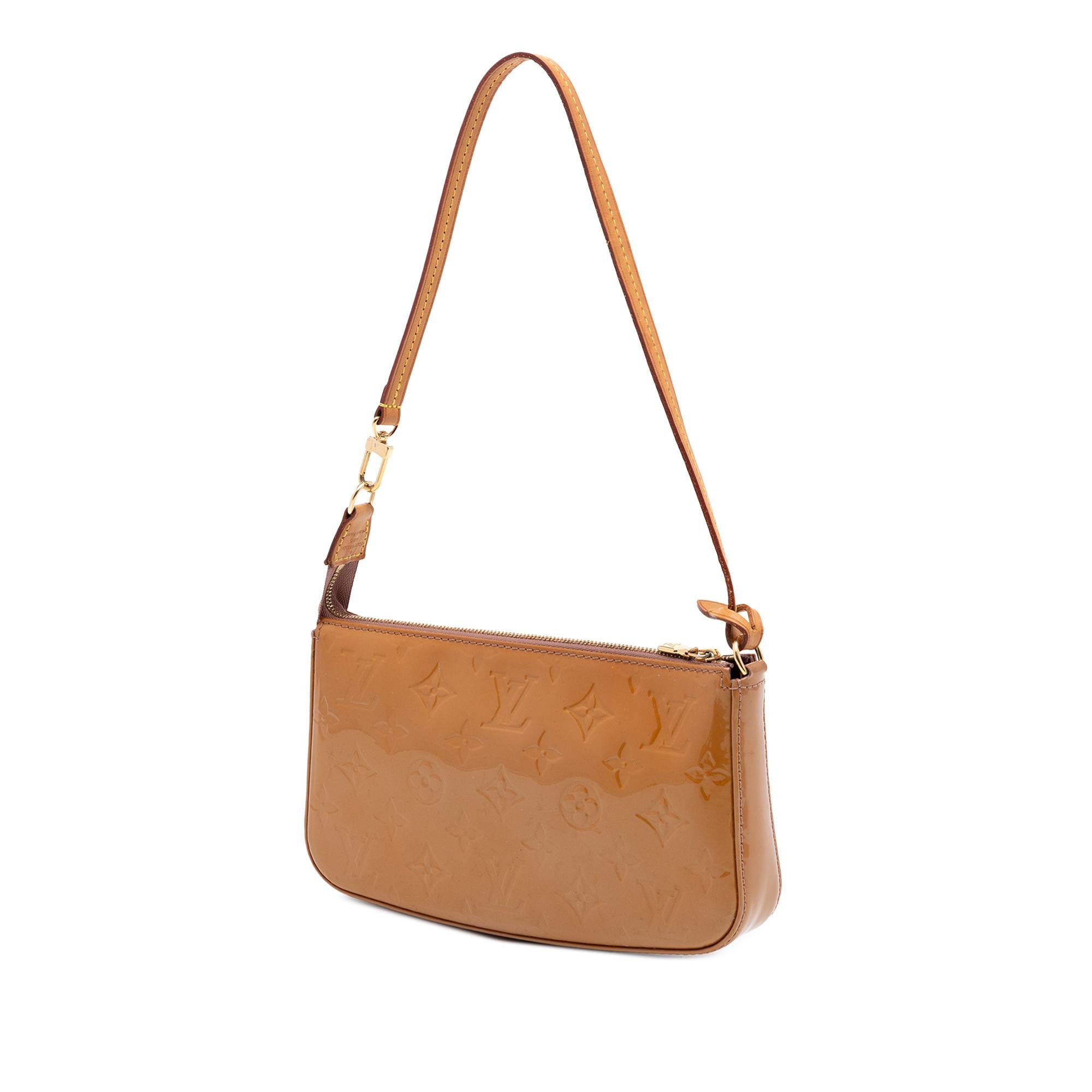Louis Vuitton Monogram Vernis Pochette Accessoires