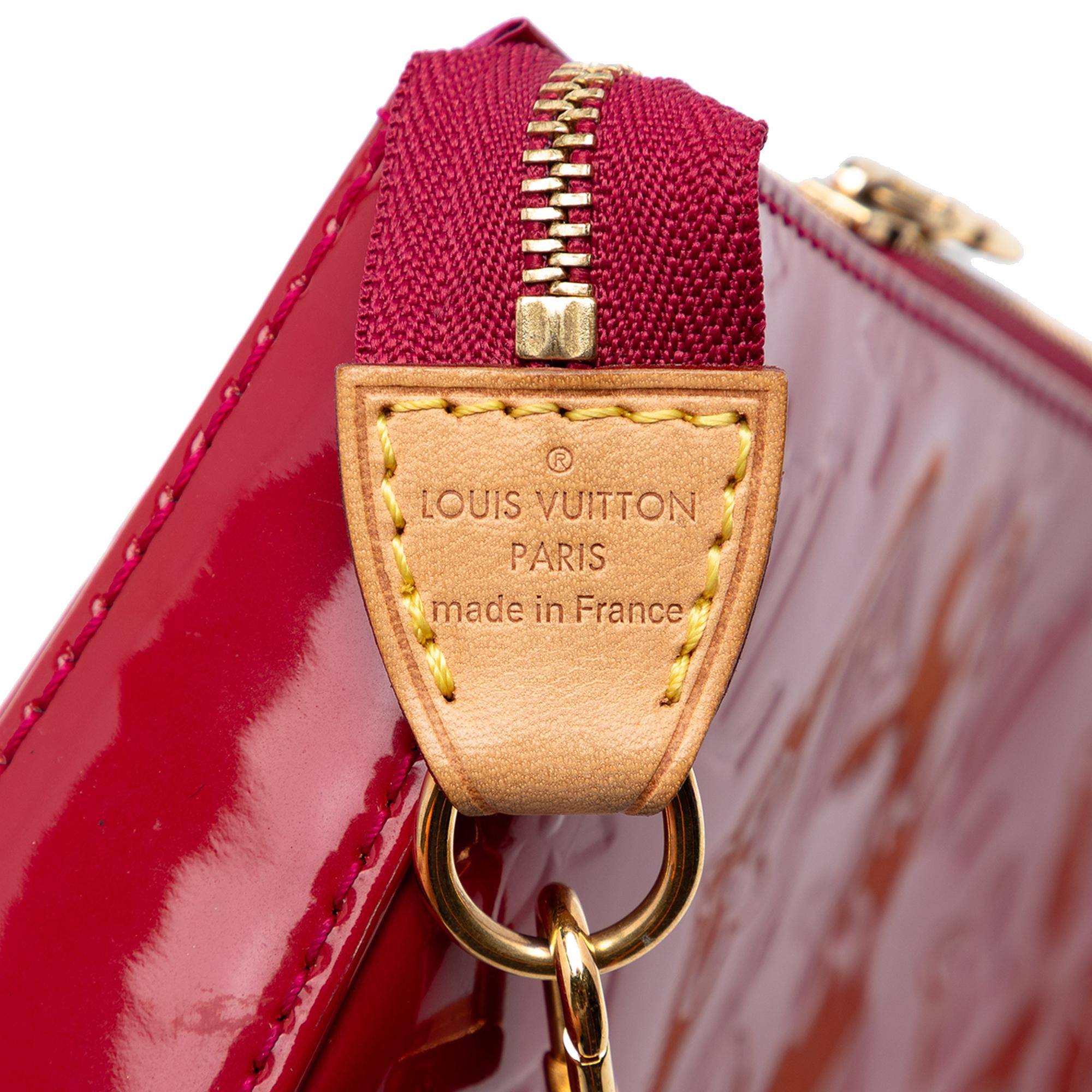Louis Vuitton Monogram Vernis Pochette Accessoires