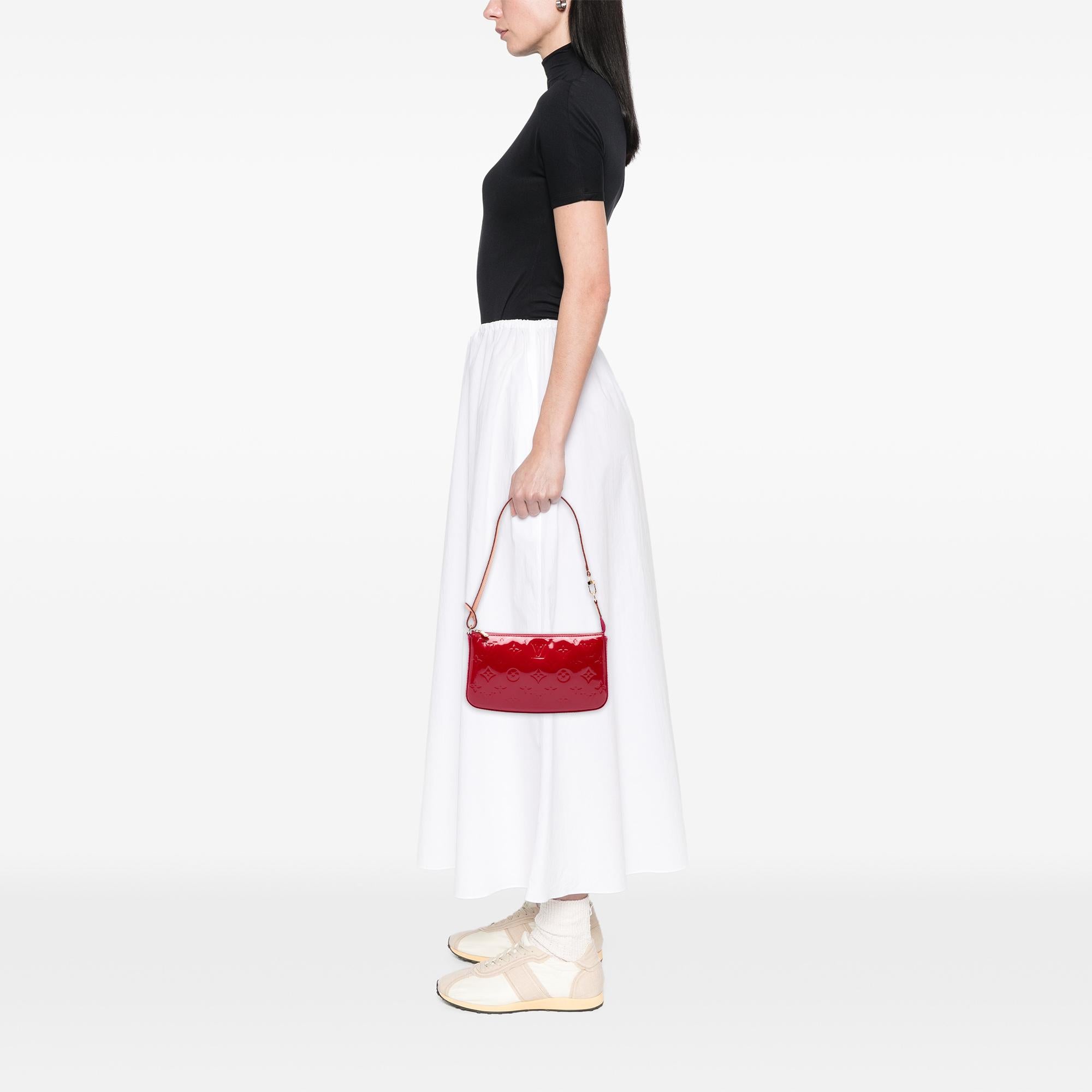 Louis Vuitton Monogram Vernis Pochette Accessoires