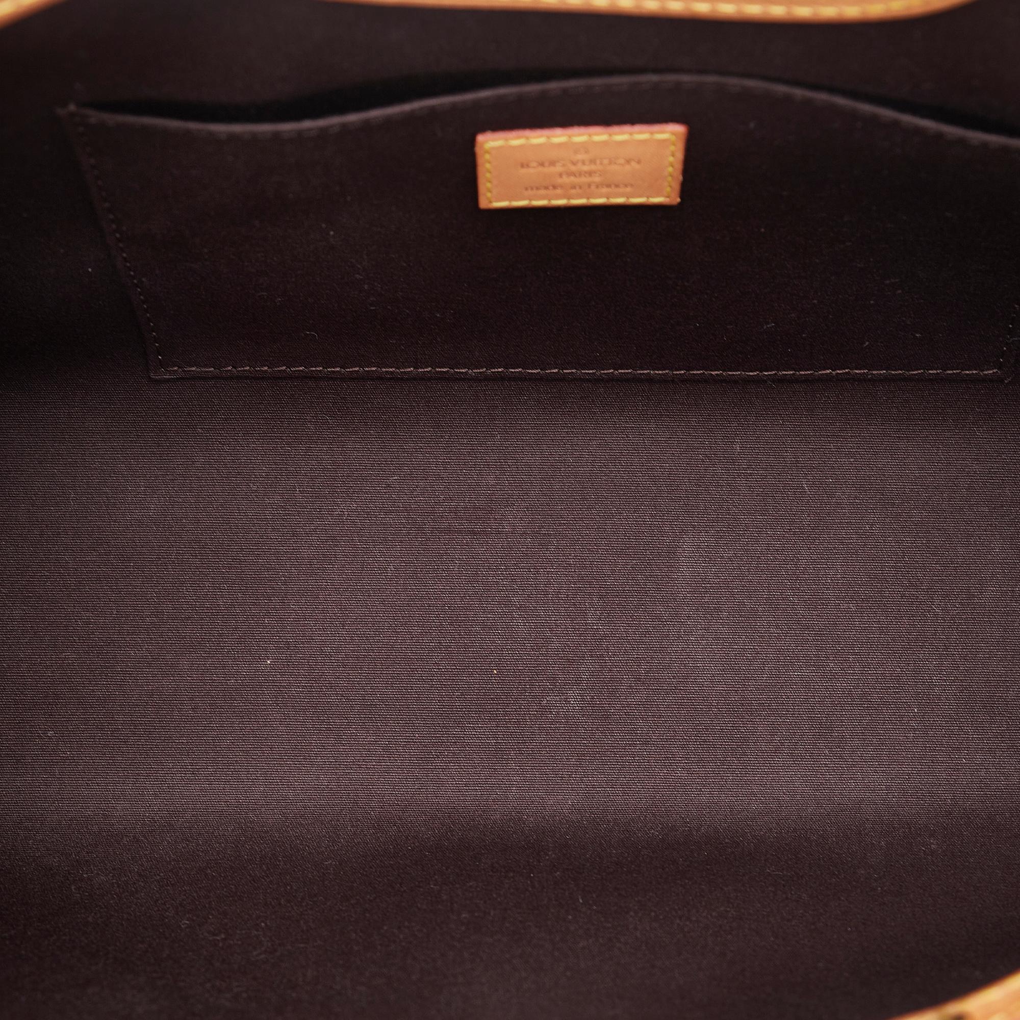 Louis Vuitton Monogram Vernis Roxbury Drive (SHG-W3D9Oh)