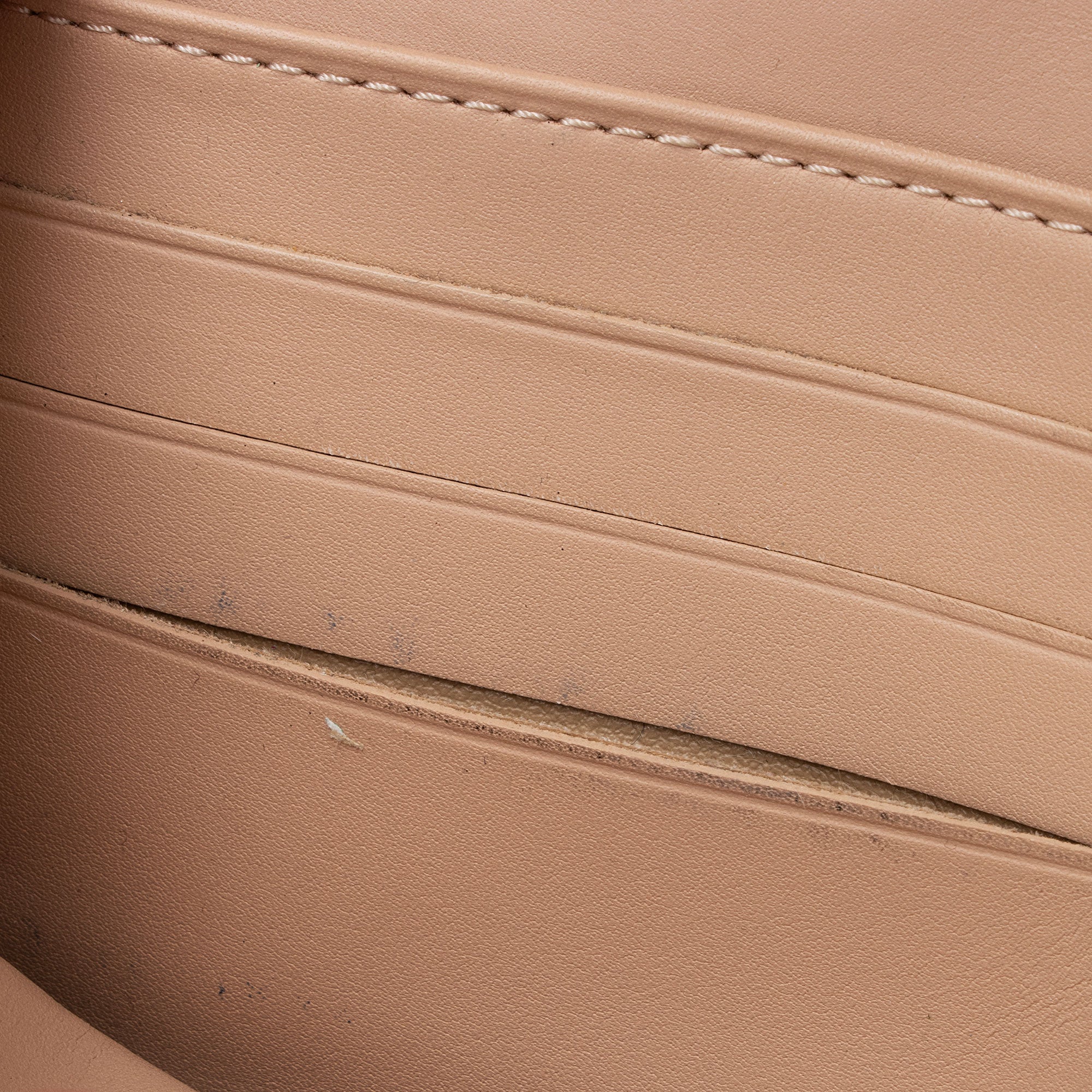 Louis Vuitton Monogram Vernis Sarah Wallet (SHF-56enYg)