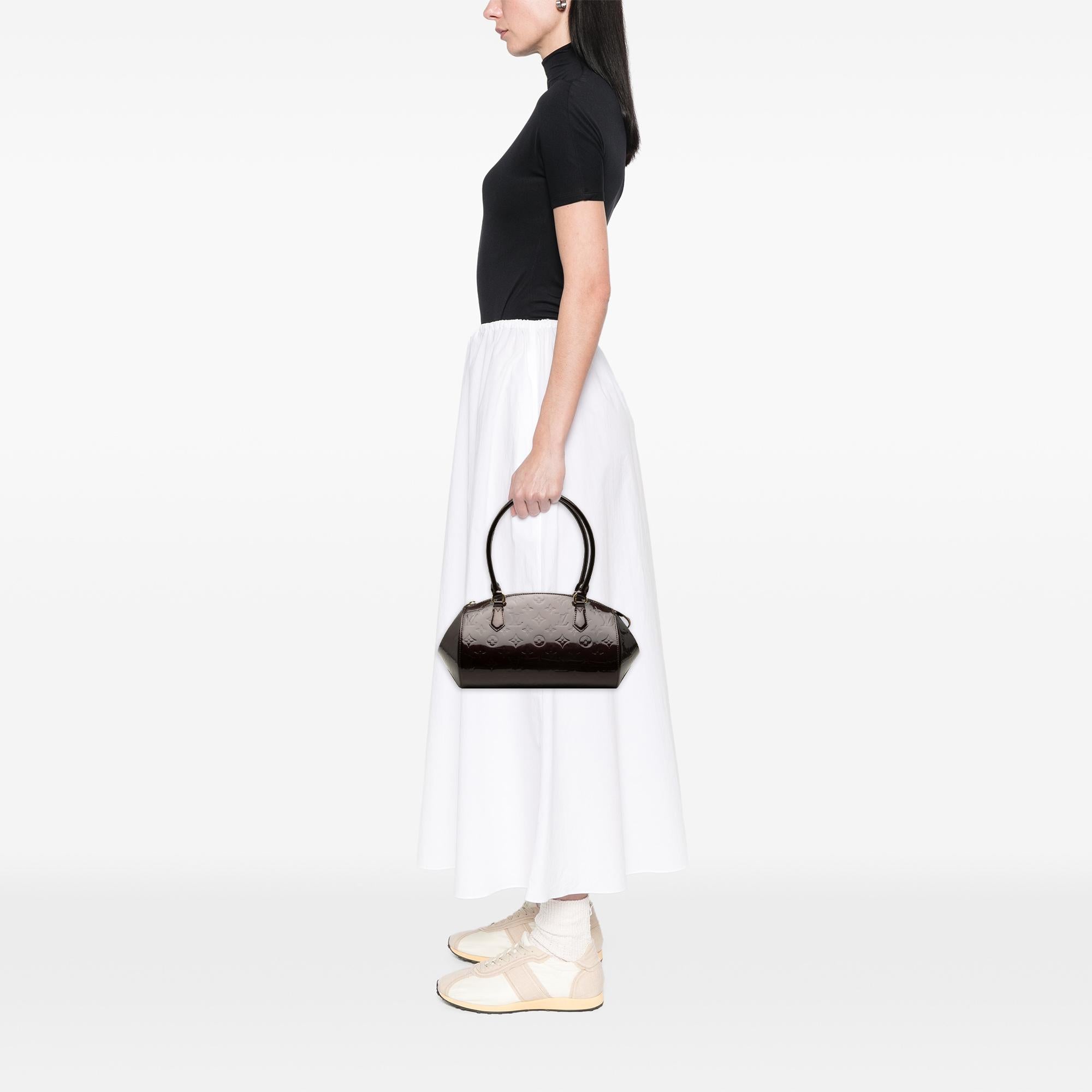Louis Vuitton Monogram Vernis Sherwood PM