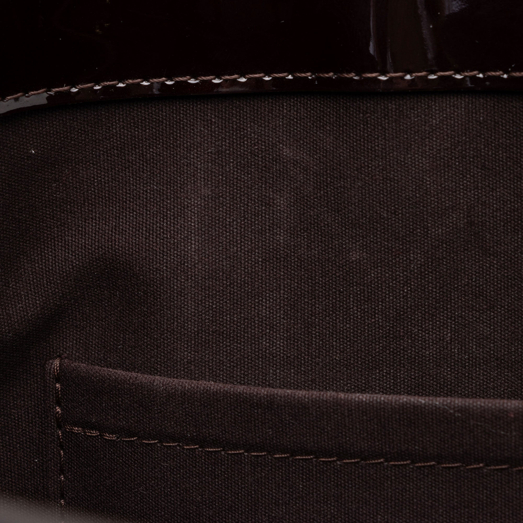 Louis Vuitton Monogram Vernis Wilshire GM Tote (SHF-CUjAND)