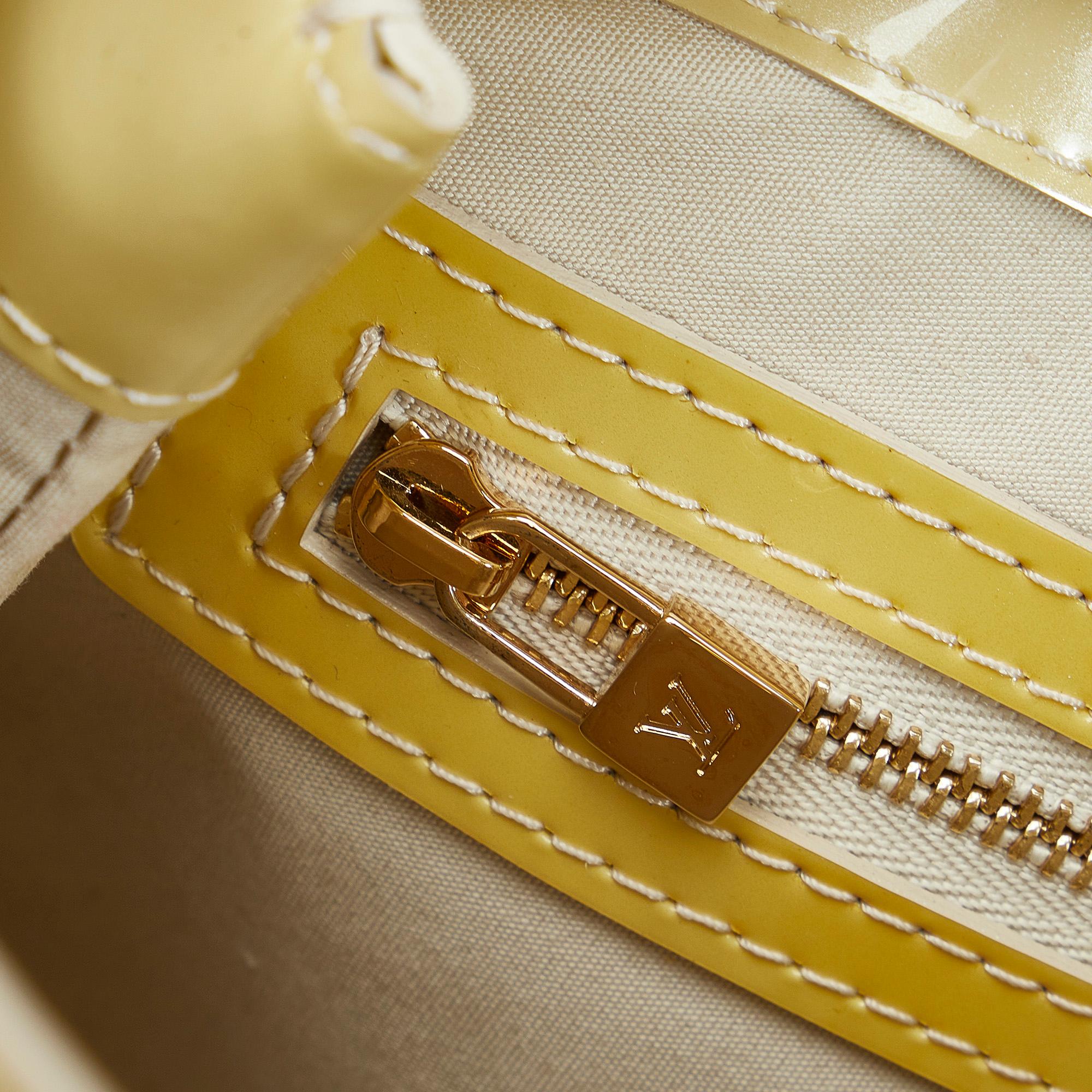 Louis Vuitton Monogram Vernis Wilshire PM (SHG-f7I76y)