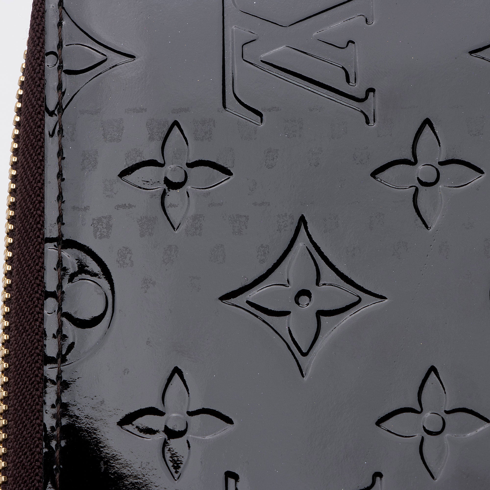 Louis Vuitton Monogram Vernis Zippy Organizer Wallet (SHF-UgvClu)