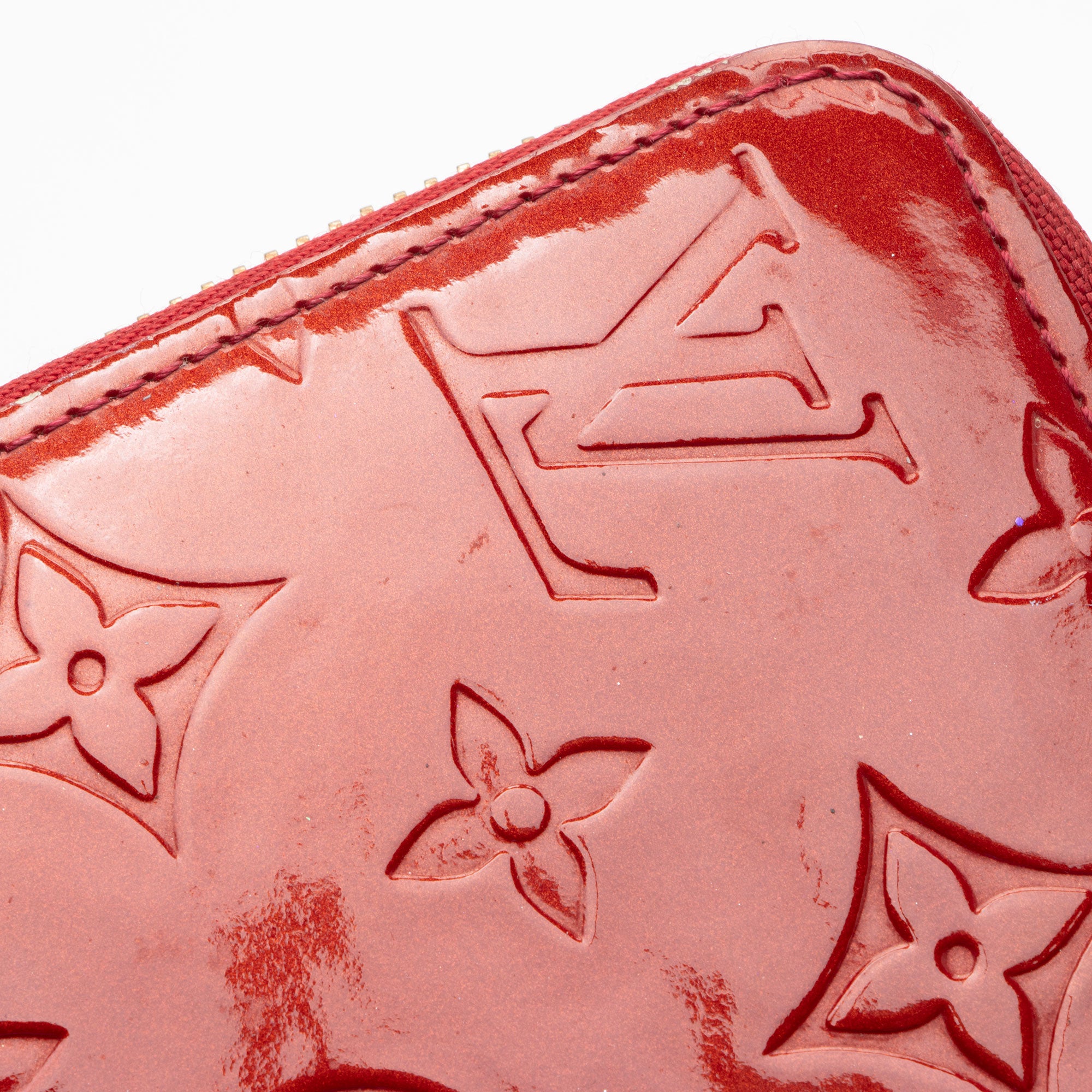 Louis Vuitton Monogram Vernis Zippy Wallet (SHF-hf4RJT)