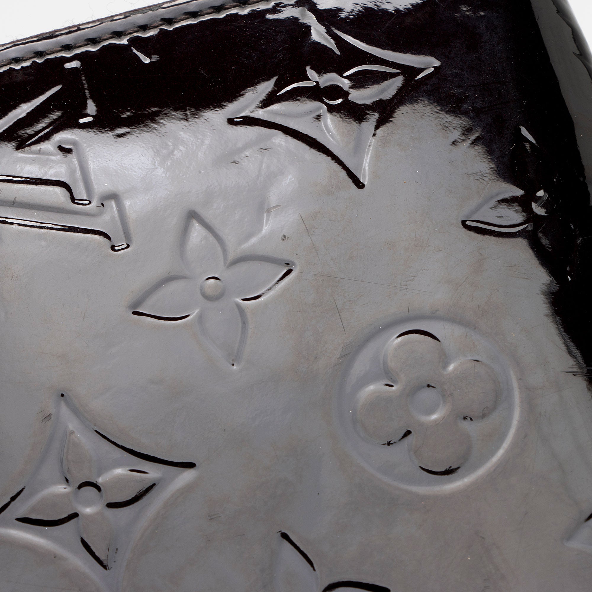 Louis Vuitton Monogram Vernis Zippy Wallet (SHF-0wPWNy)