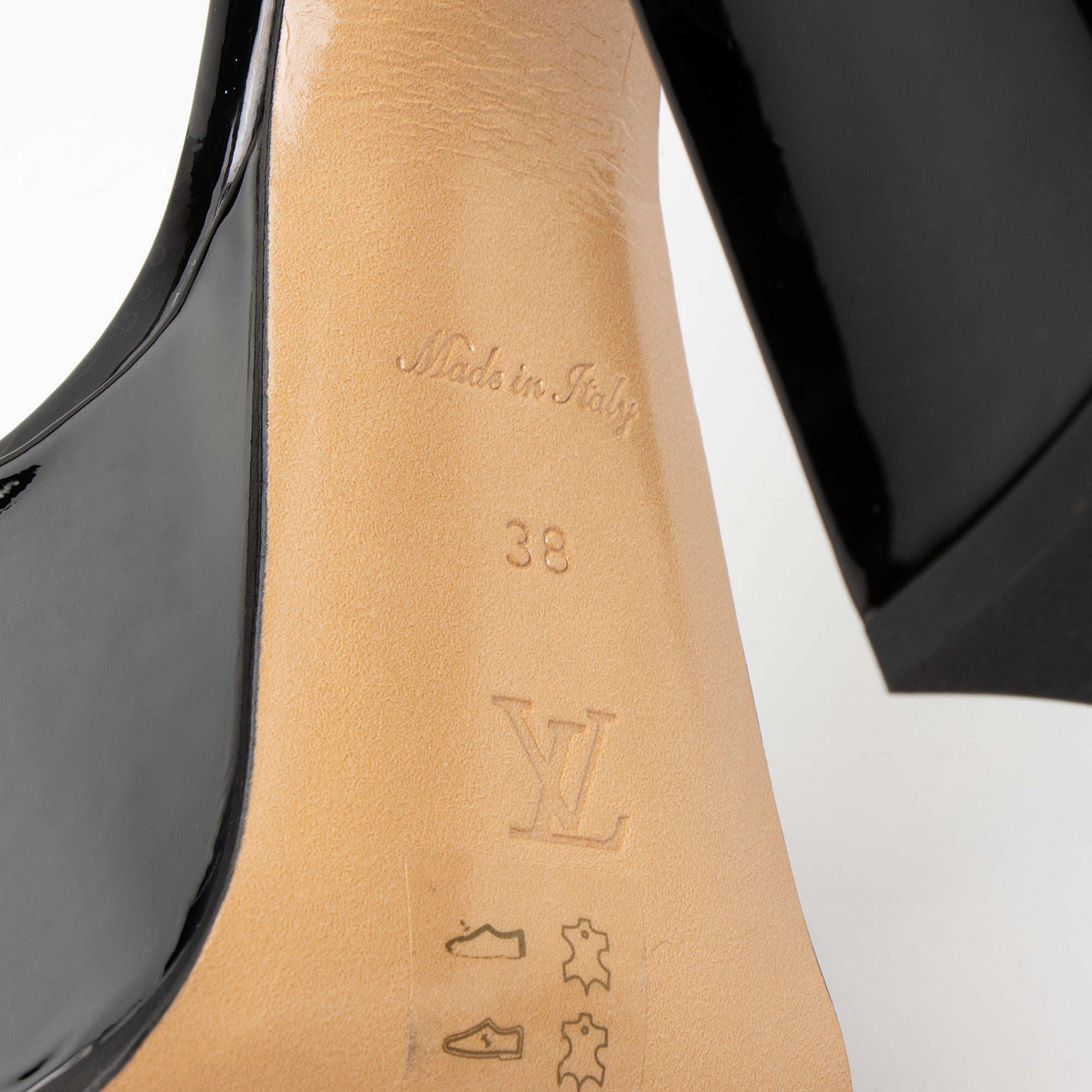 Louis Vuitton Patent Leather Fame Platform Sandals - Size 8.5 / 38.5