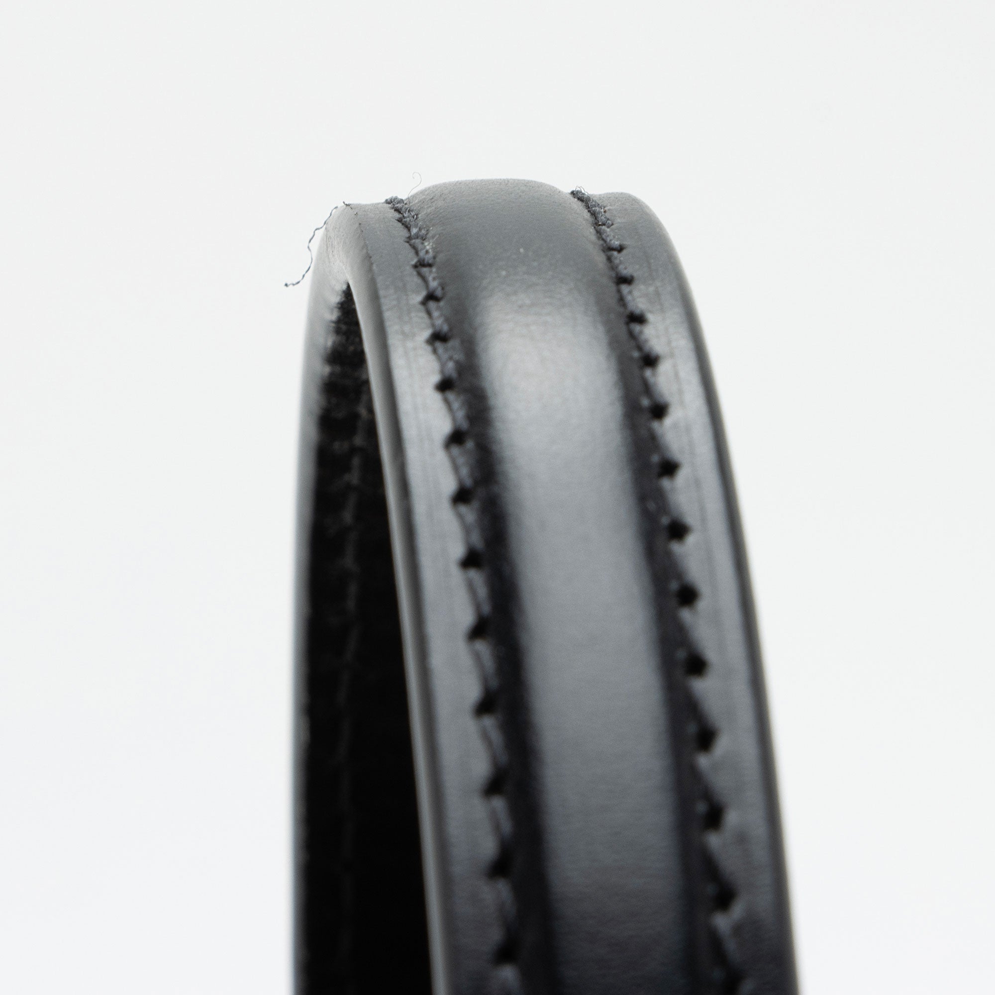 Louis Vuitton Reverse Monogram Cannes Shoulder Bag (SHF-9DZ43B)