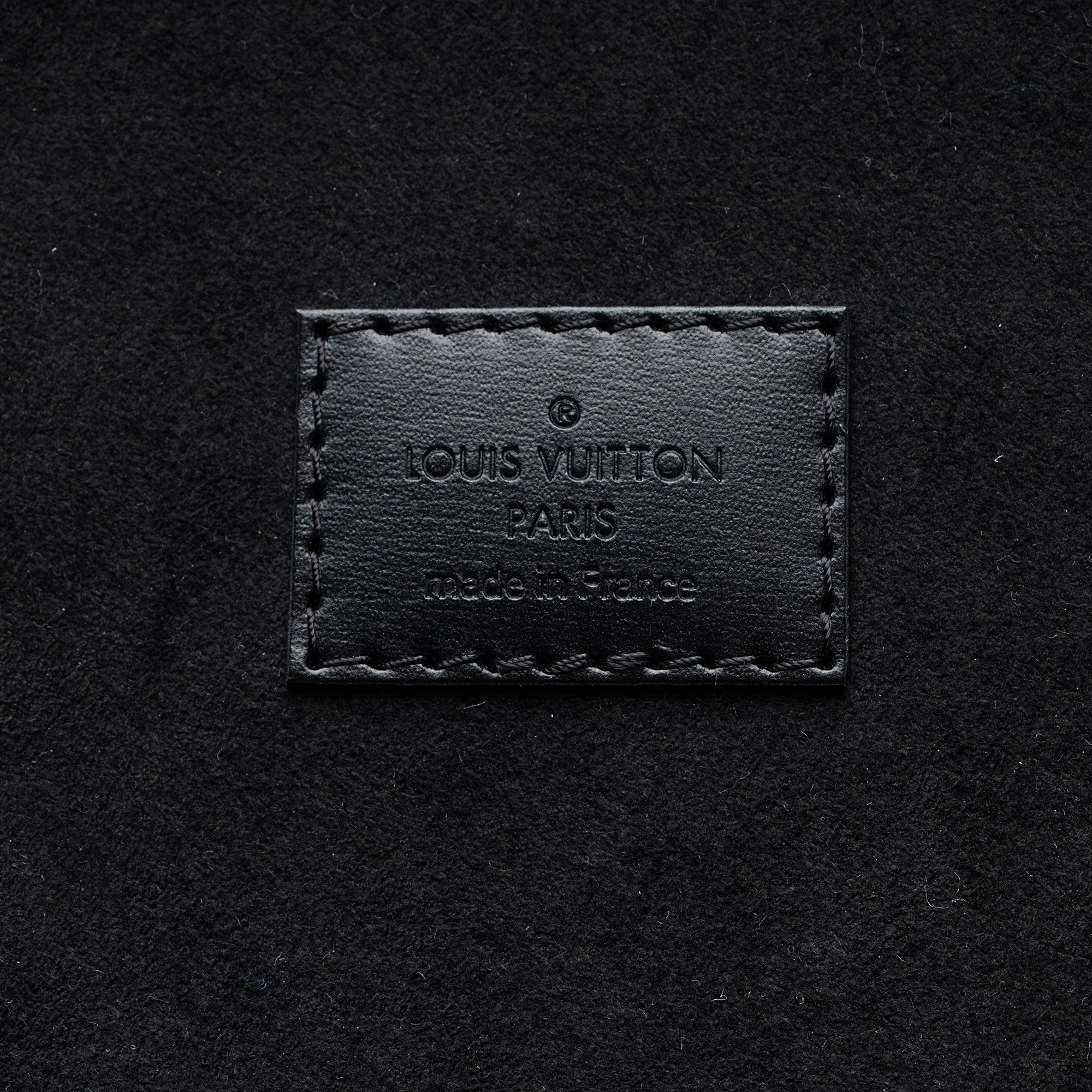 Louis Vuitton Reverse Monogram Cannes Shoulder Bag (SHF-9DZ43B)