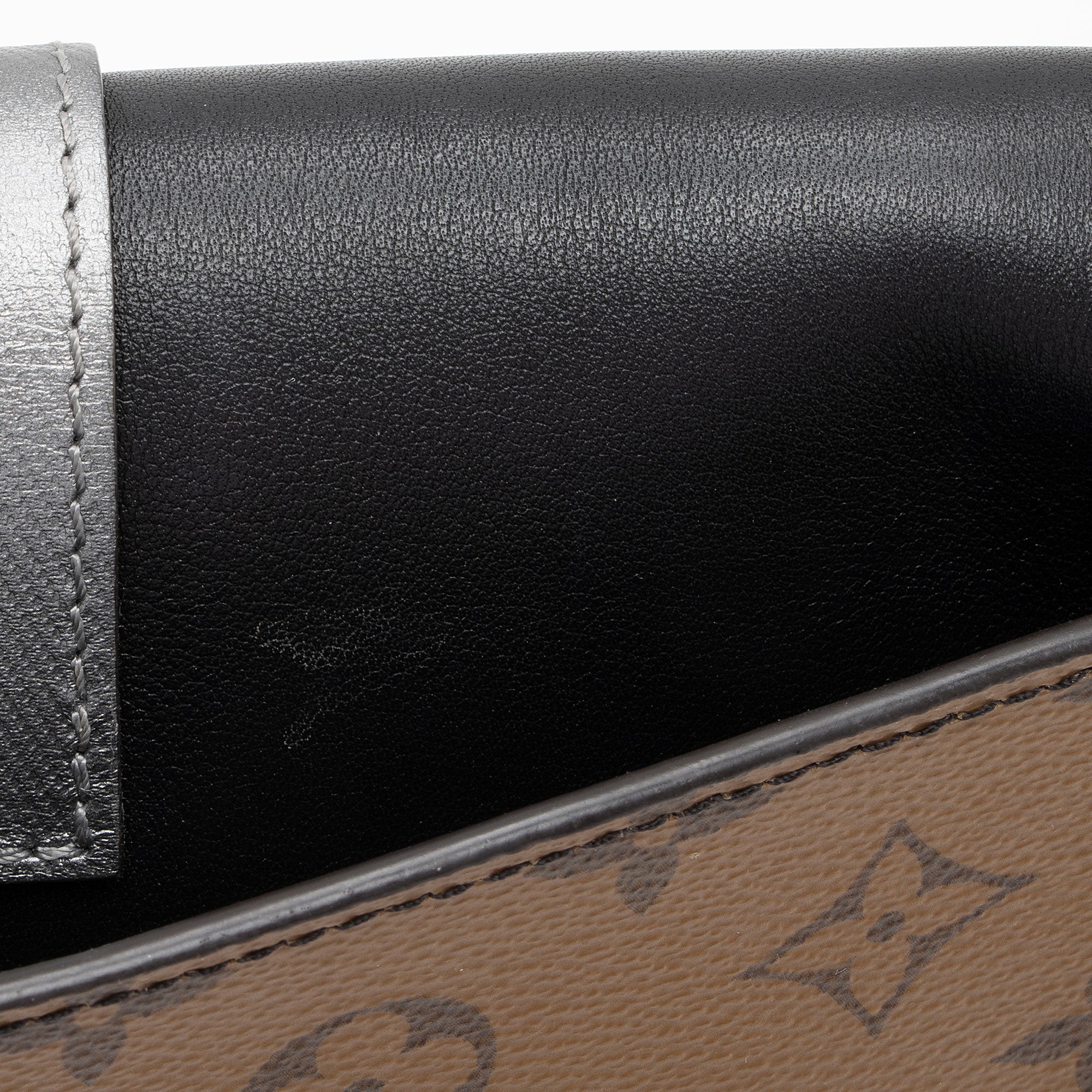 Louis Vuitton Reverse Monogram Column Pochette (SHF-uUjQaz)
