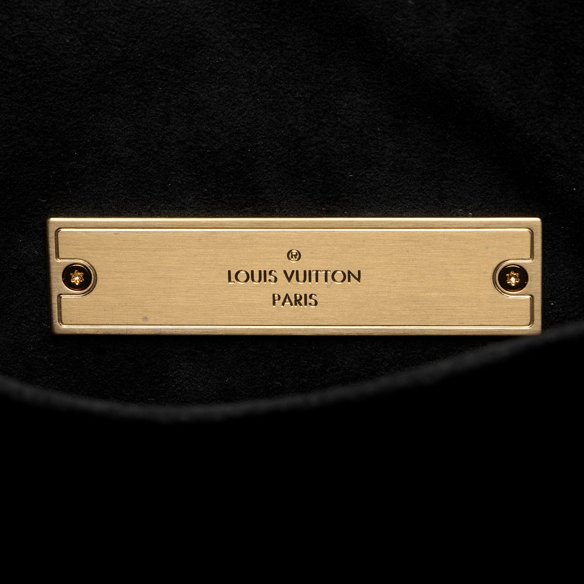 Louis Vuitton Reverse Monogram Mini Dauphine Shoulder Bag (SHF-5h8t07)