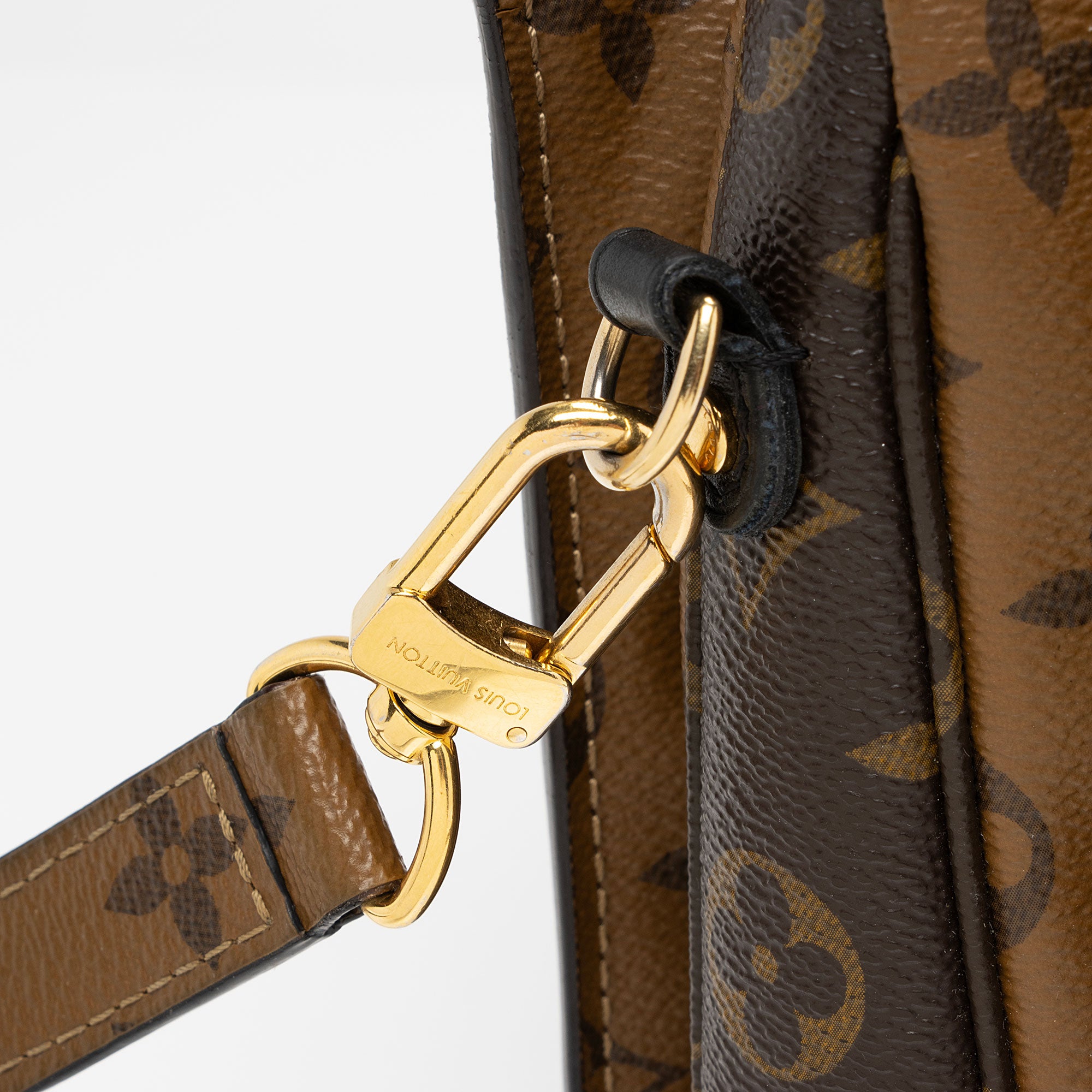Louis Vuitton Reverse Monogram Pochette Metis Shoulder Bag - FINAL SALE (SHF-q1FZli)
