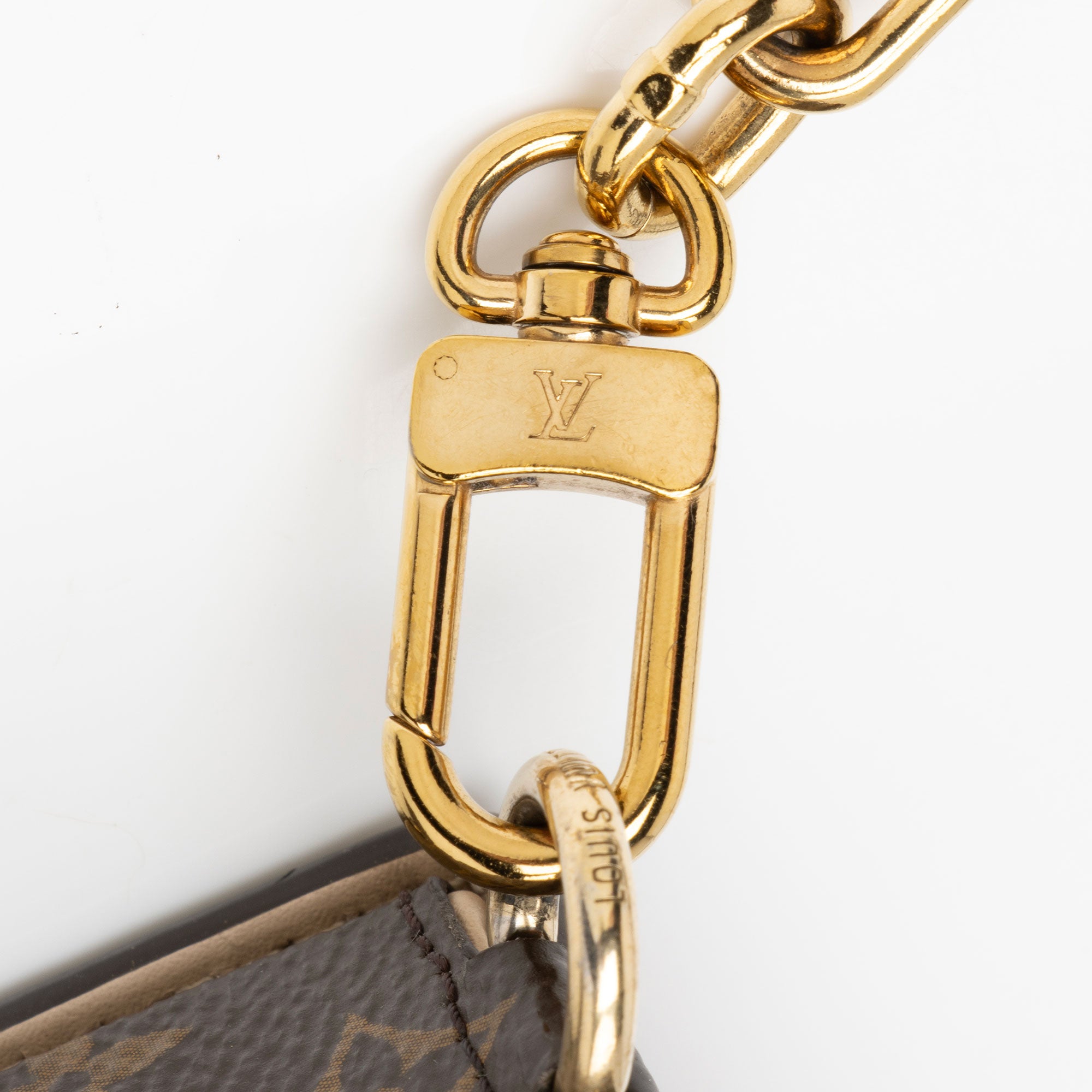 Louis Vuitton Reverse Monogram Pochette Trunk Vertical Shoulder Bag (SHF-xhzYvZ)