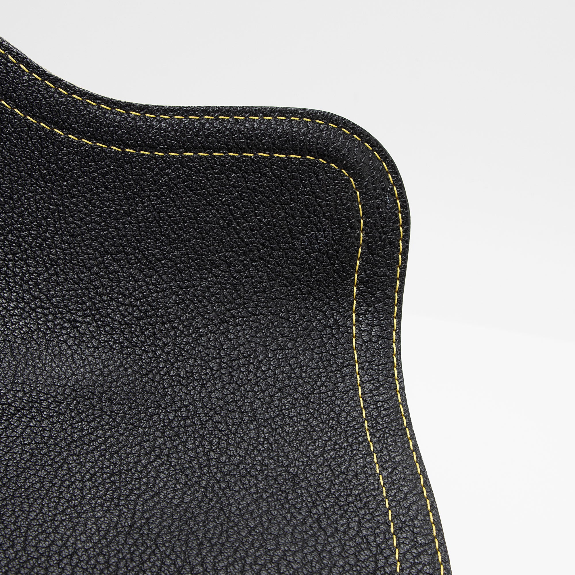 Louis Vuitton Suhali Leather L'Absolu de Voyage Tote (SHF-jMiYO8)