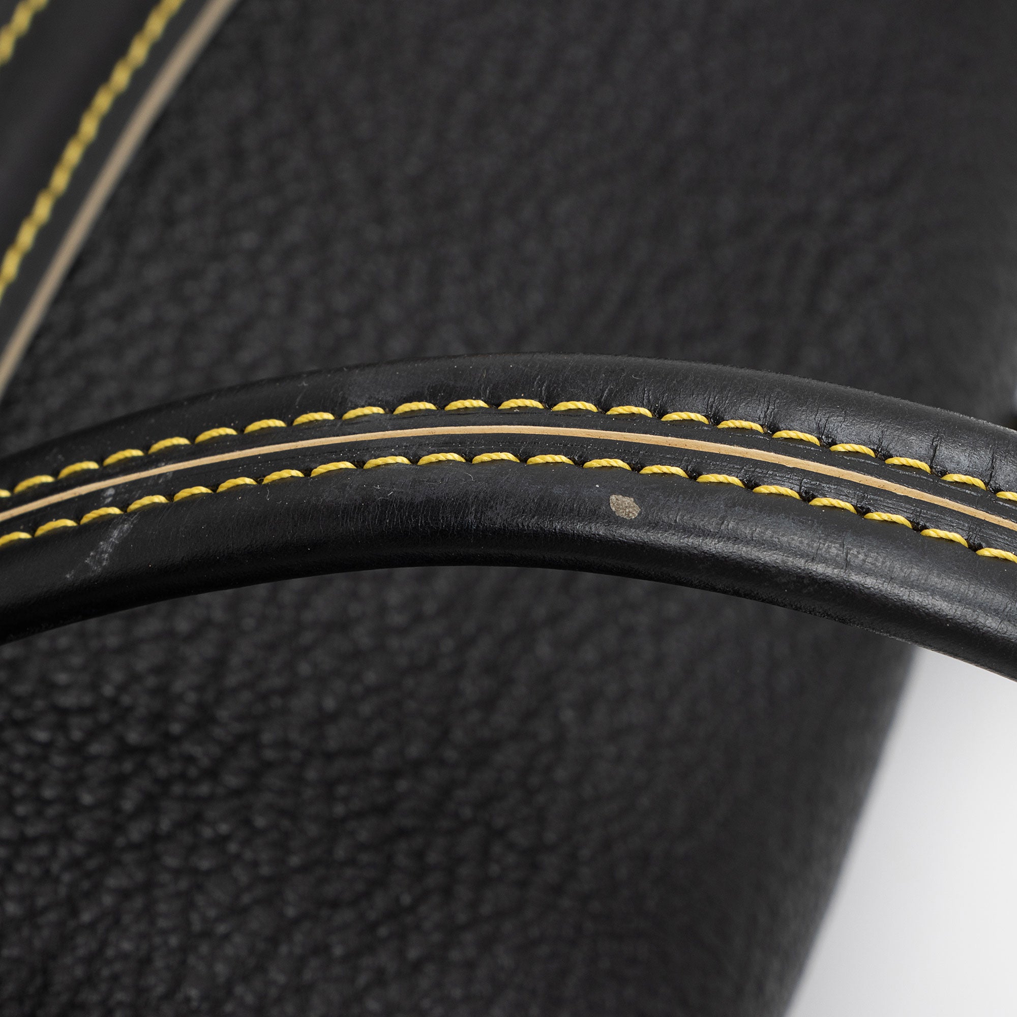 Louis Vuitton Suhali Leather L'Absolu de Voyage Tote (SHF-jMiYO8)