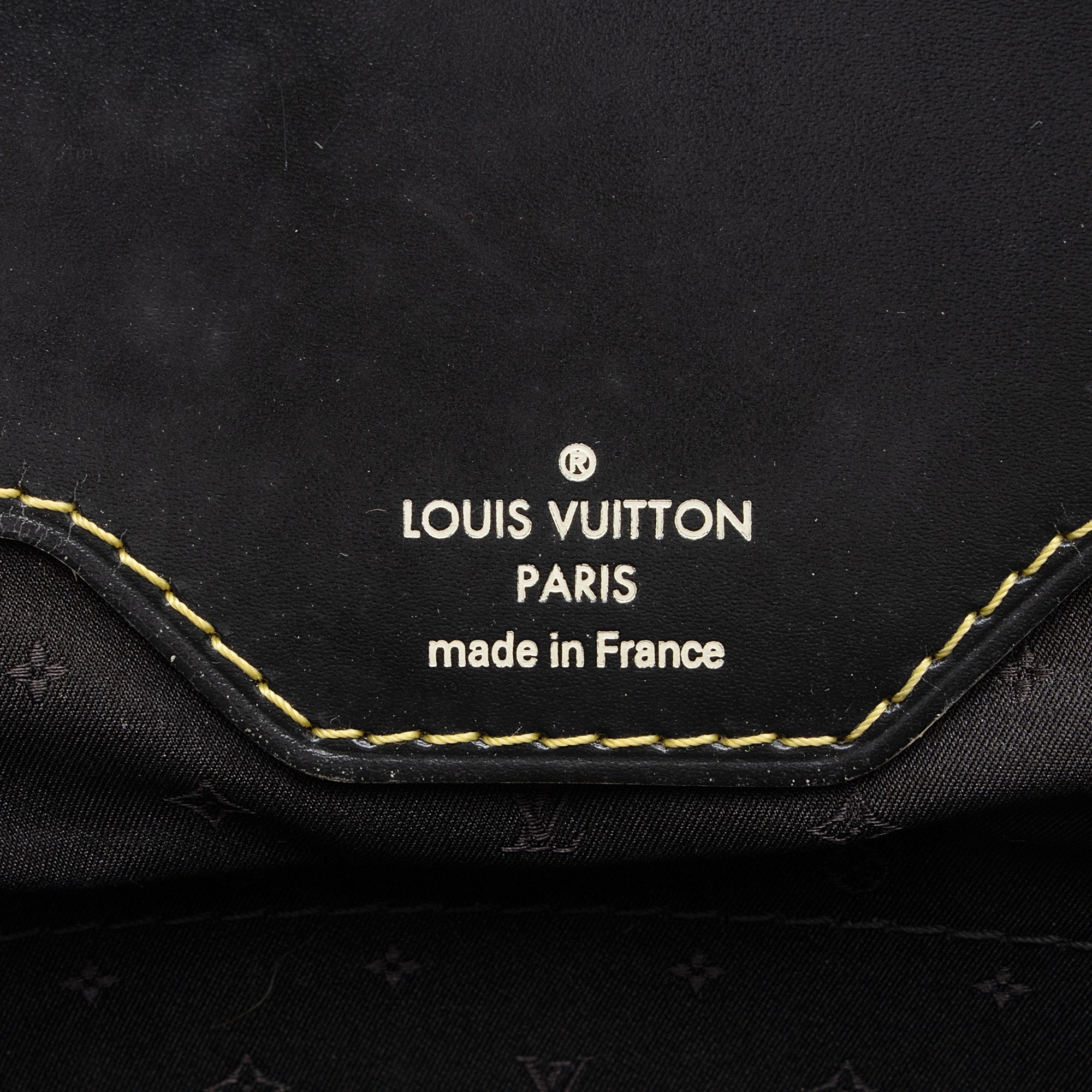 Louis Vuitton Suhali Leather L'Absolu de Voyage Tote (SHF-jMiYO8)