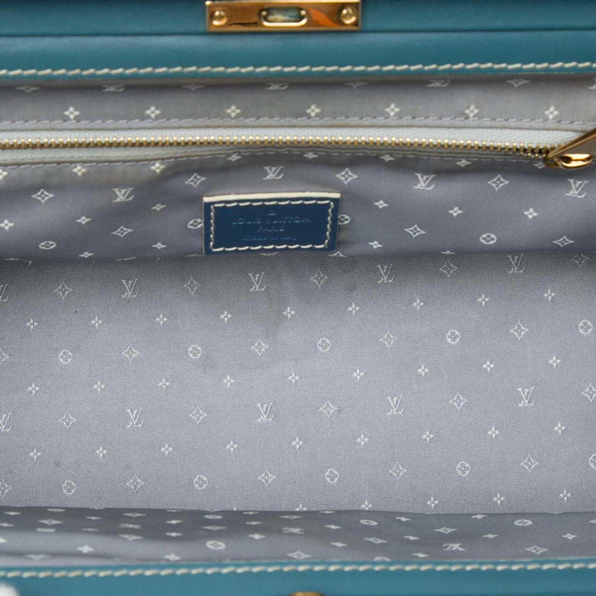 Louis Vuitton Suhali Lingenieux PM
