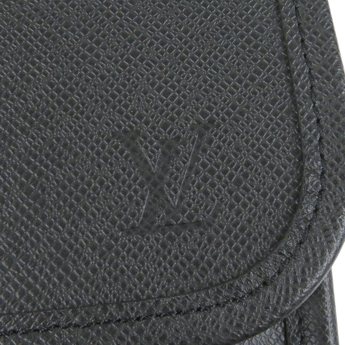 Louis Vuitton Taiga Anton Briefcase