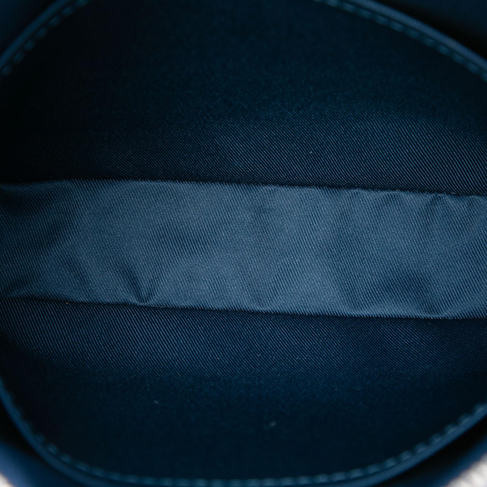 Louis Vuitton Taiga Anton Pochette