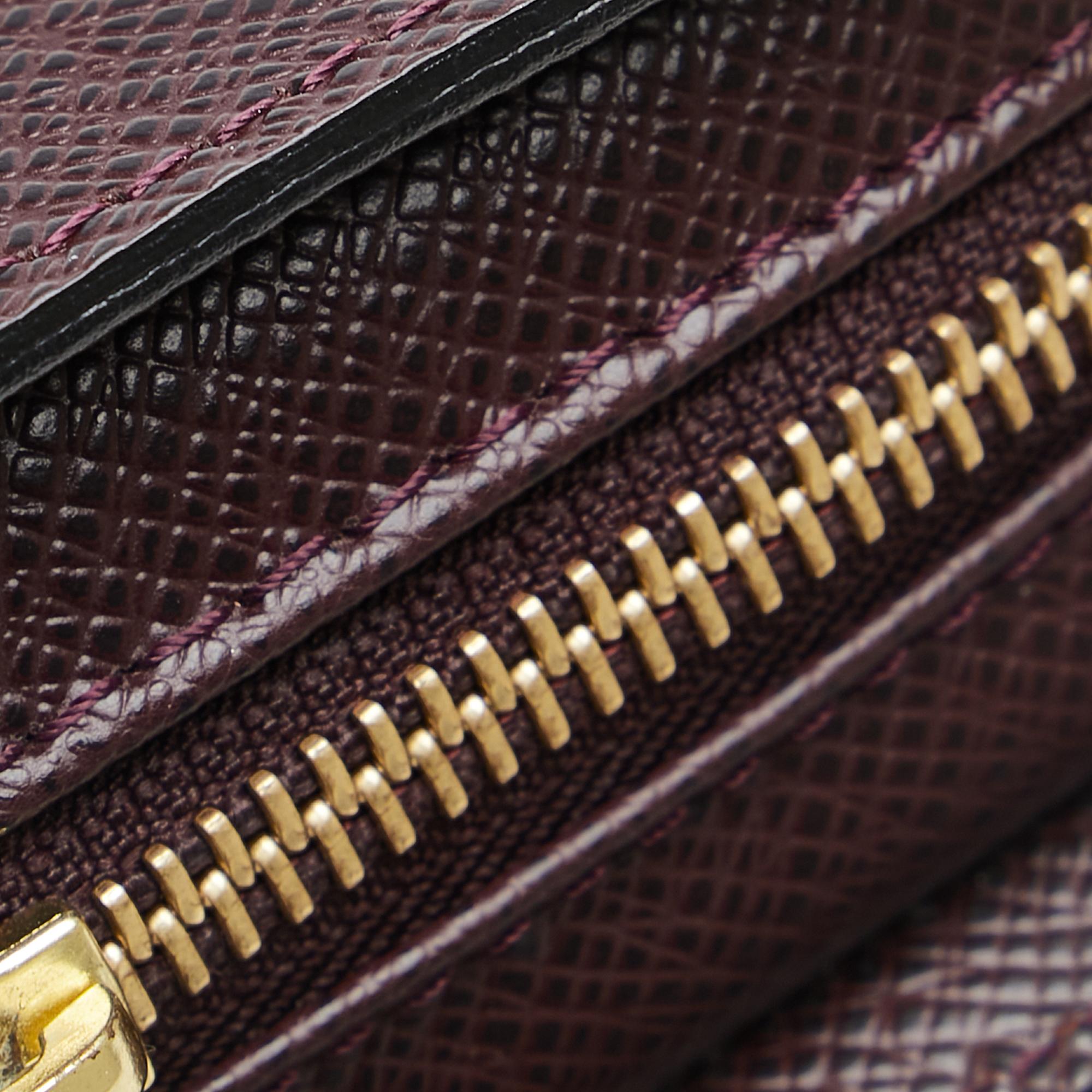 Louis Vuitton Taiga Baikal (SHG-KHIh5h)