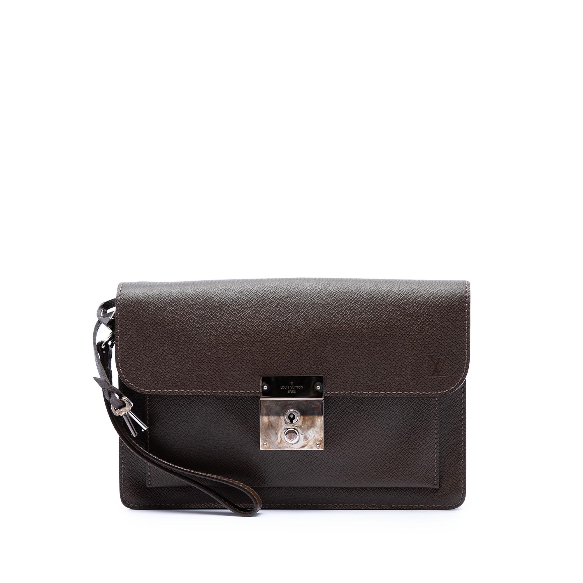 Louis Vuitton Taiga Belaia Clutch
