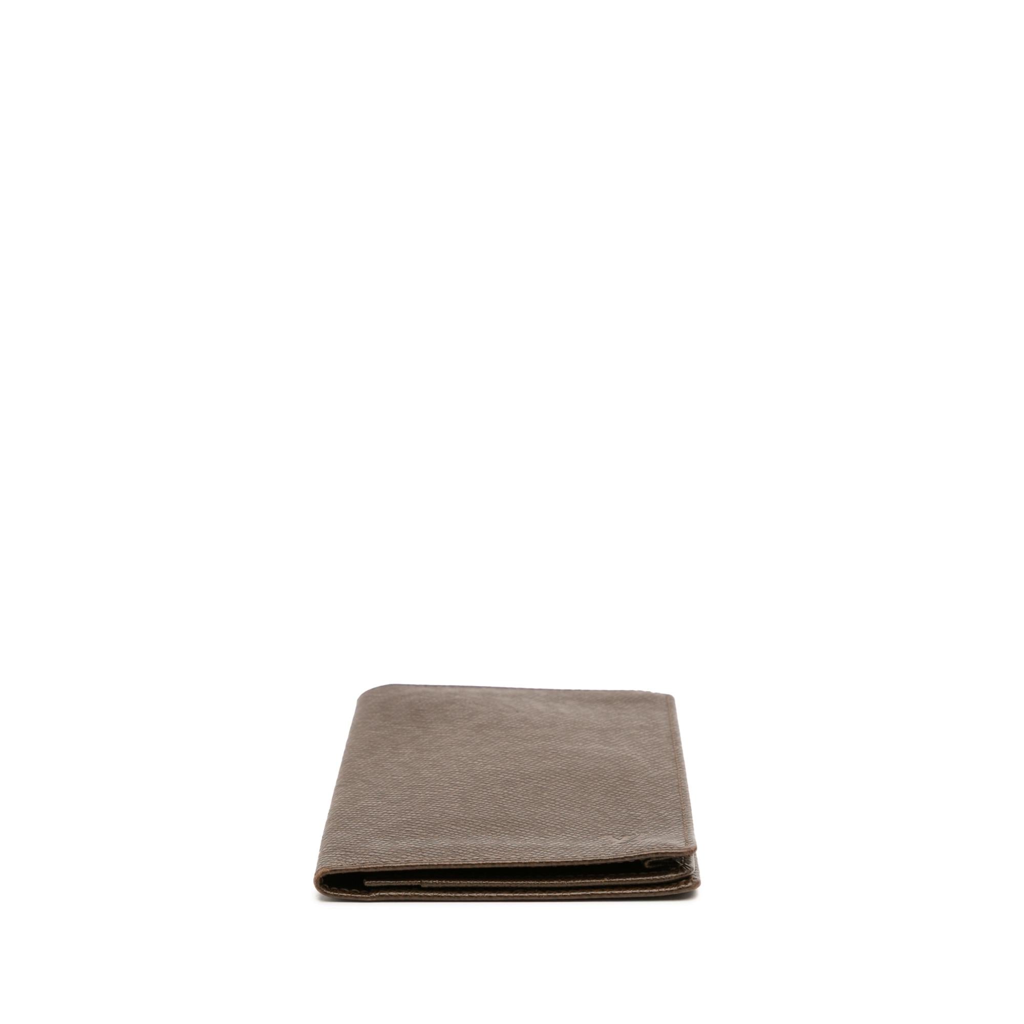 Louis Vuitton Taiga Checkbook Wallet