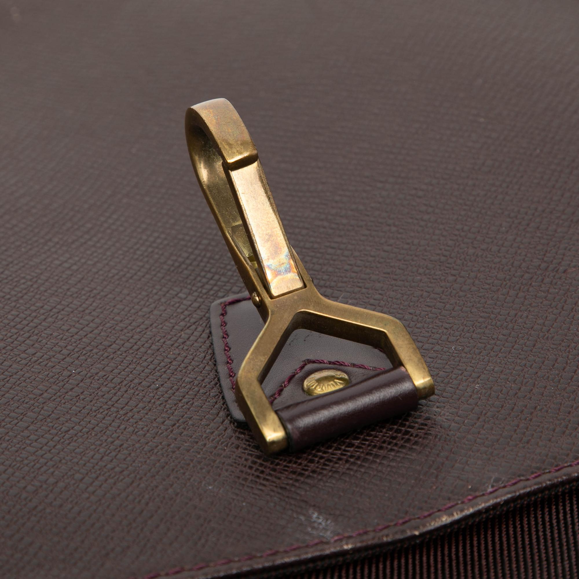 Louis Vuitton Taiga Dersou