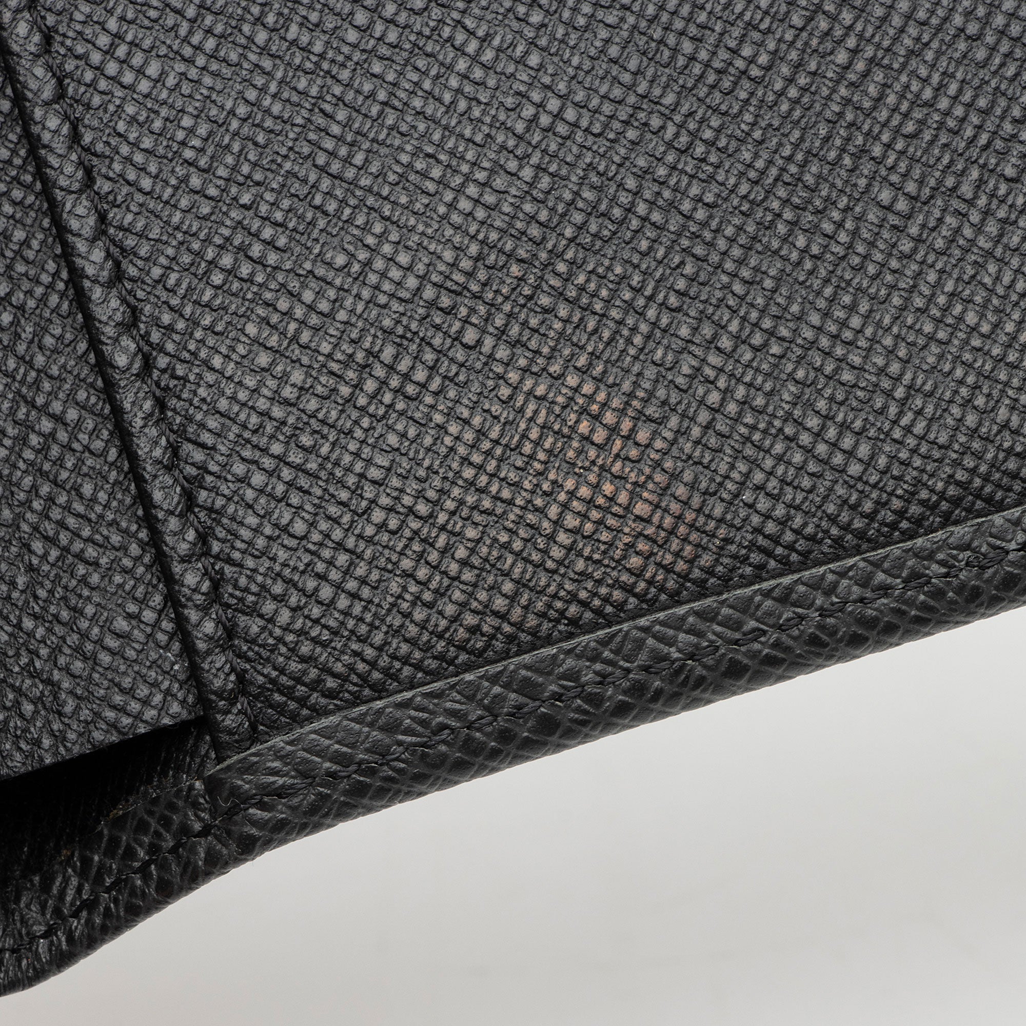 Louis Vuitton Taiga Leather Multiple Wallet